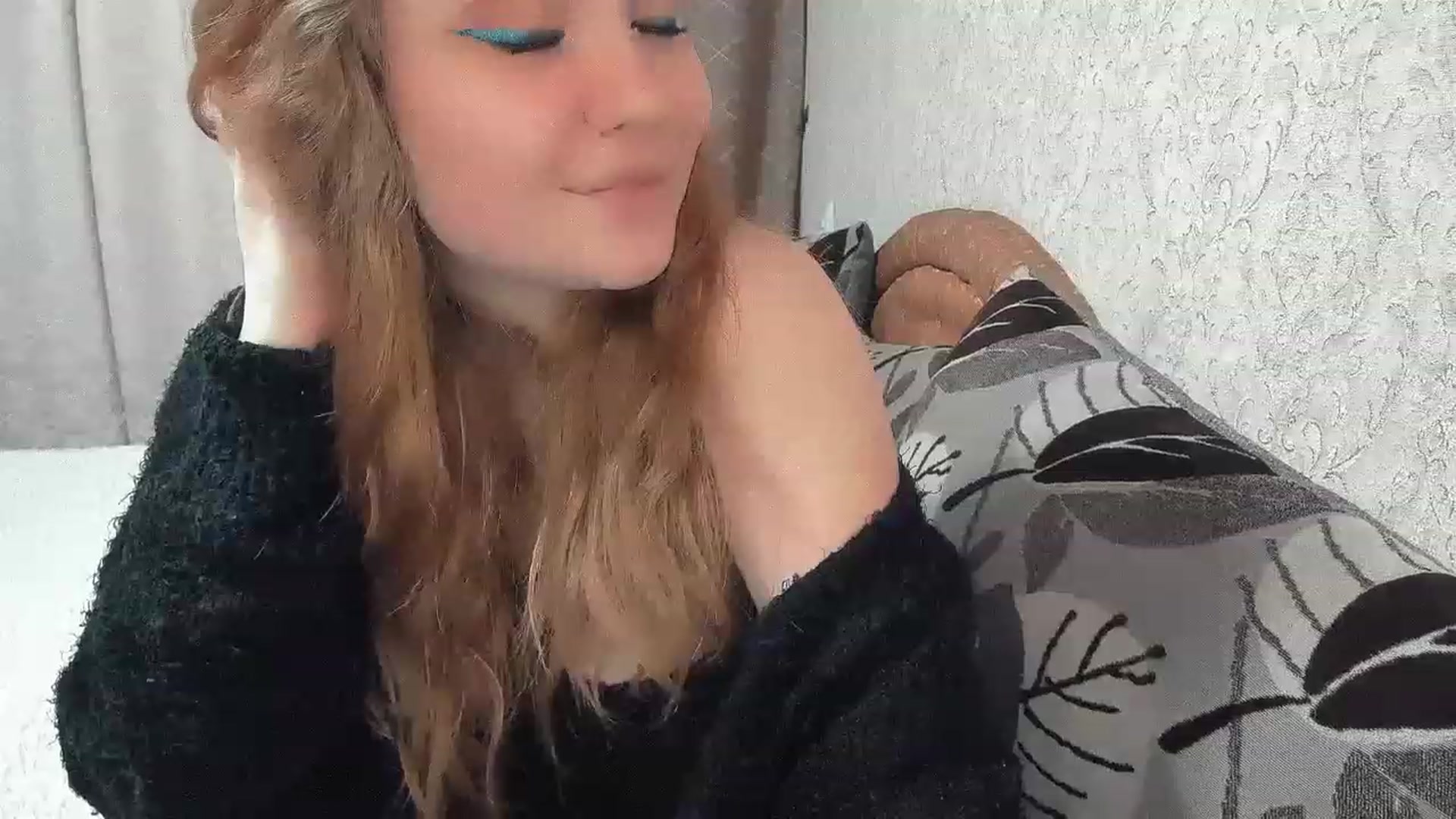 Gallery image thumbnail from angelskiss_'s myfreecams stream on, 01/17/2023, 01:41 image 13 of 20