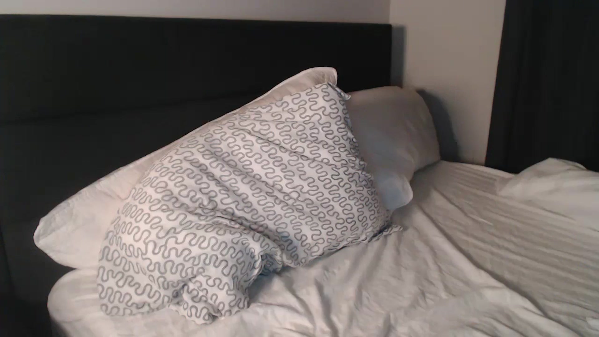 Gallery image thumbnail from annabisoux's myfreecams stream on, 12/12/2025, 24:00 image 17 of 20