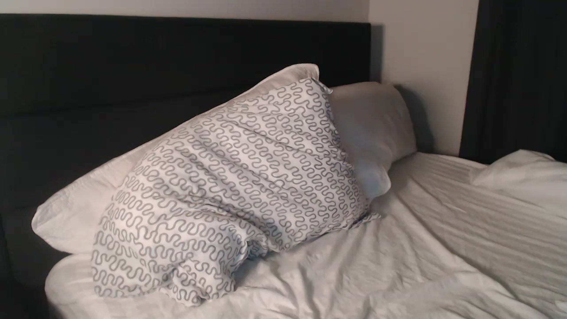 Gallery image thumbnail from annabisoux's myfreecams stream on, 12/12/2025, 24:00 image 18 of 20