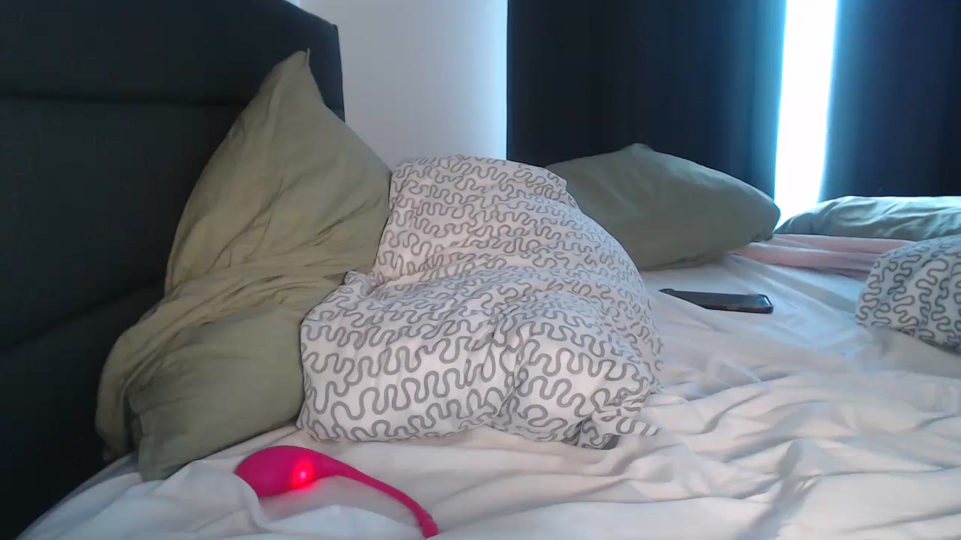 Gallery image thumbnail from annabisoux's myfreecams stream on, 04/20/2026, 23:06 image 4 of 20