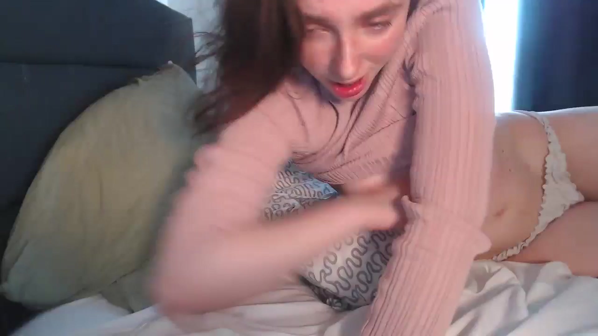 Gallery image thumbnail from annabisoux's myfreecams stream on, 04/22/2026, 21:42 image 5 of 20