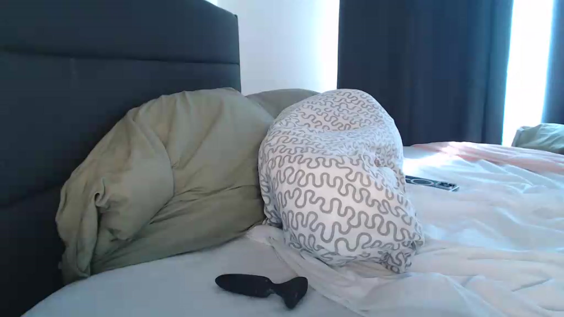 Gallery image thumbnail from annabisoux's myfreecams stream on, 06/08/2026, 22:54 image 7 of 20