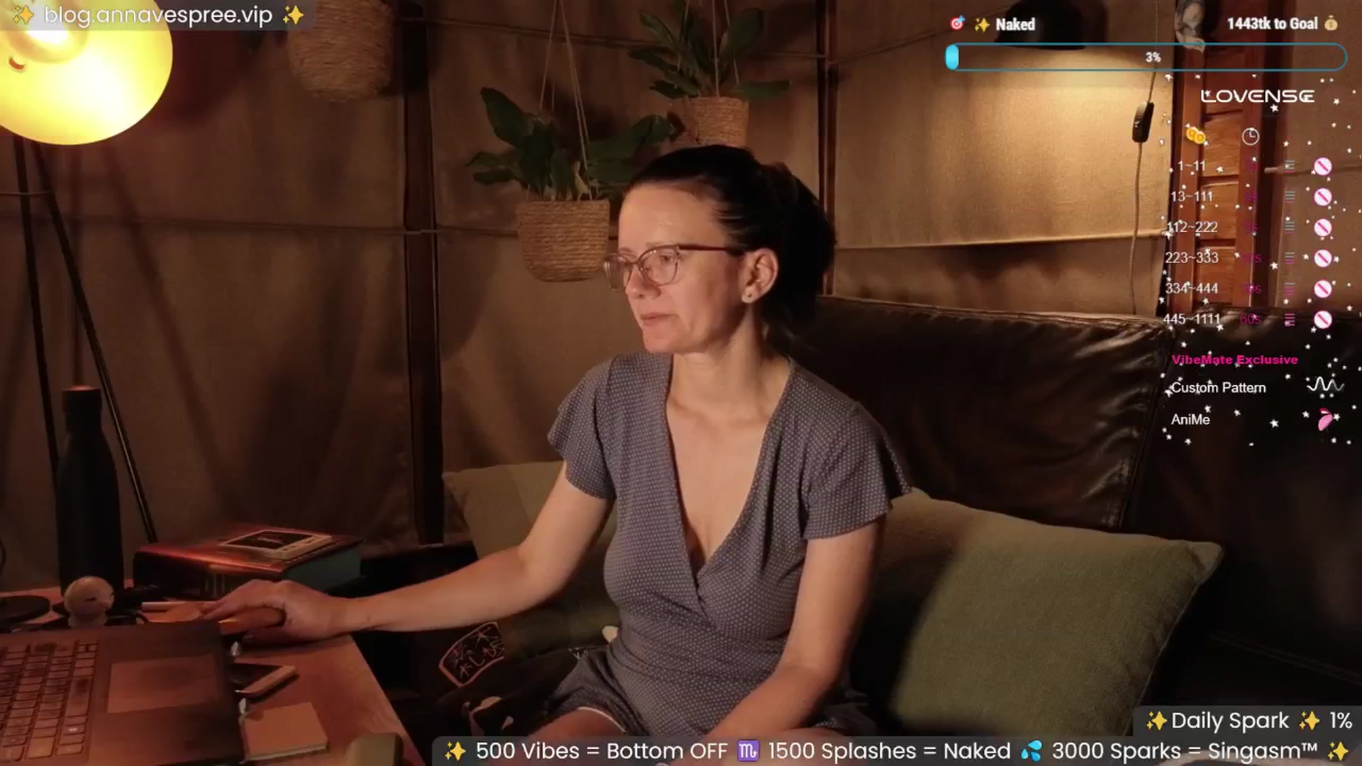 Gallery image thumbnail from annavespree's myfreecams stream on, 08/16/2024, 22:07 image 10 of 20