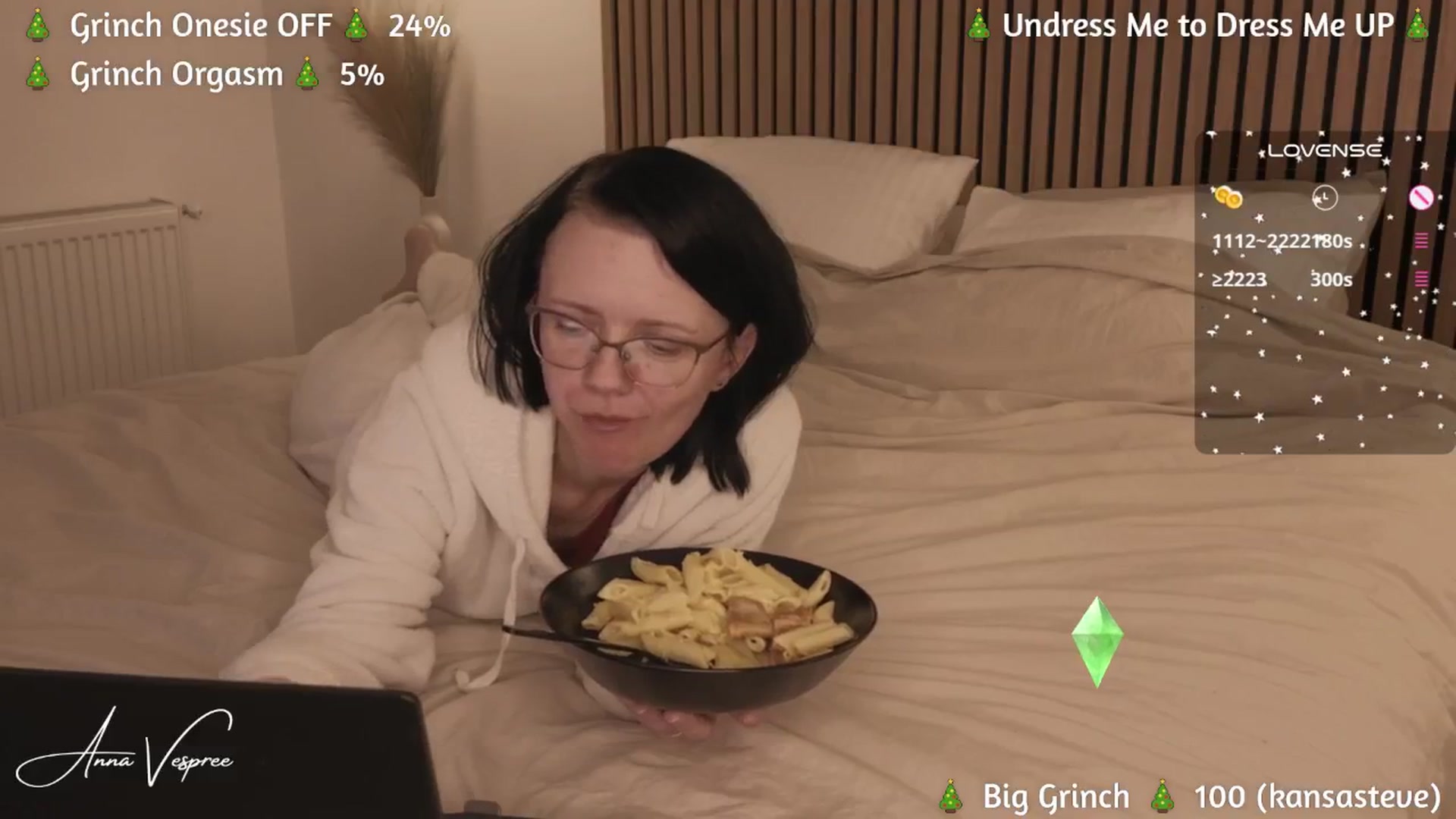 Gallery image thumbnail from annavespree's myfreecams stream on, 12/17/2024, 21:36 image 17 of 20
