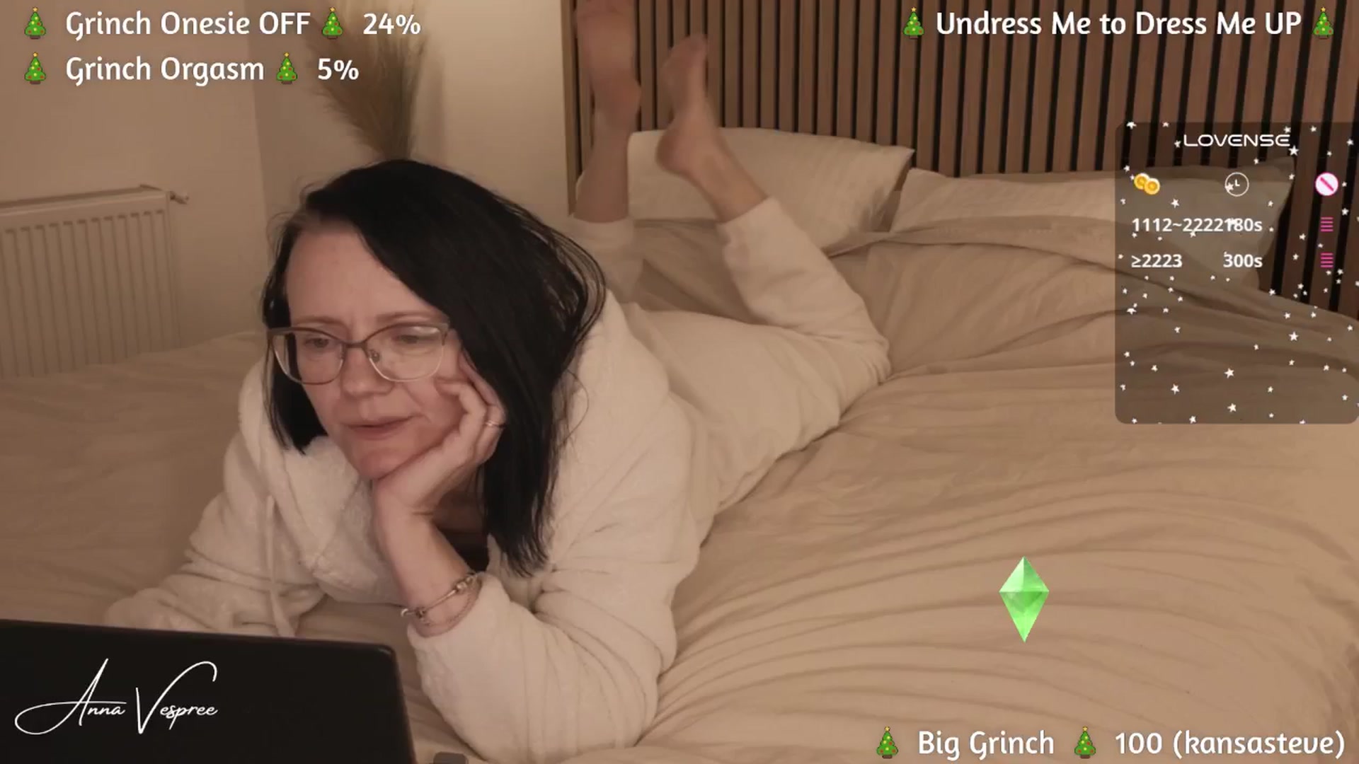 Gallery image thumbnail from annavespree's myfreecams stream on, 12/17/2024, 21:36 image 14 of 20