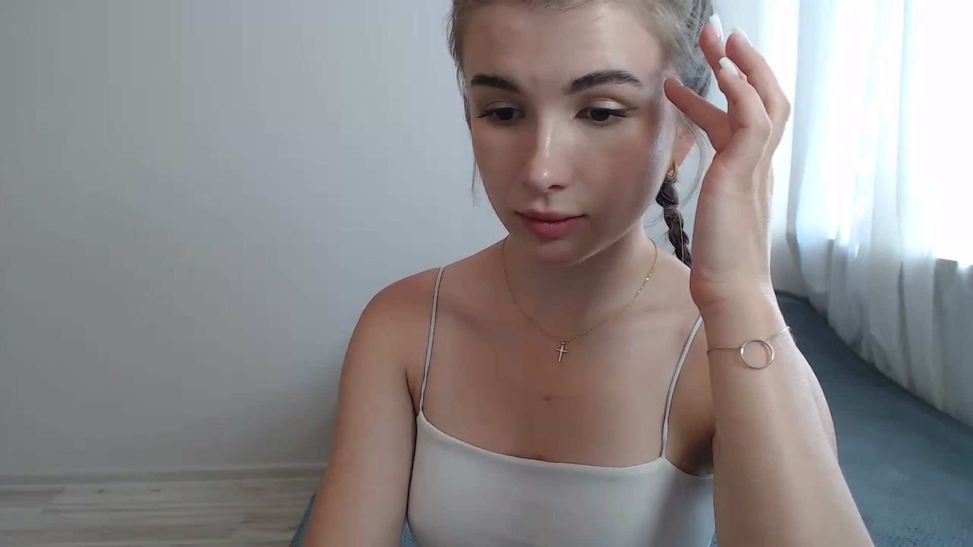 Gallery image thumbnail from anncandy_'s myfreecams stream on, 06/29/2023, 13:00 image 18 of 20