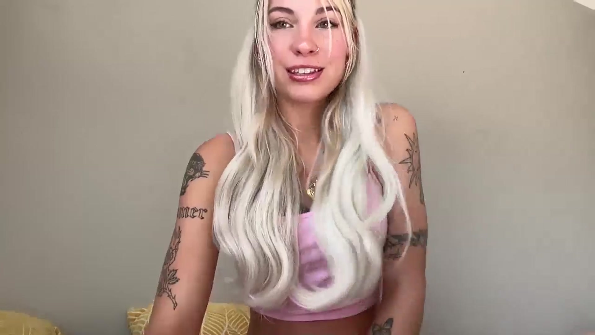 Gallery image thumbnail from annieangel18's myfreecams stream on, 07/09/2025, 15:17 image 5 of 20