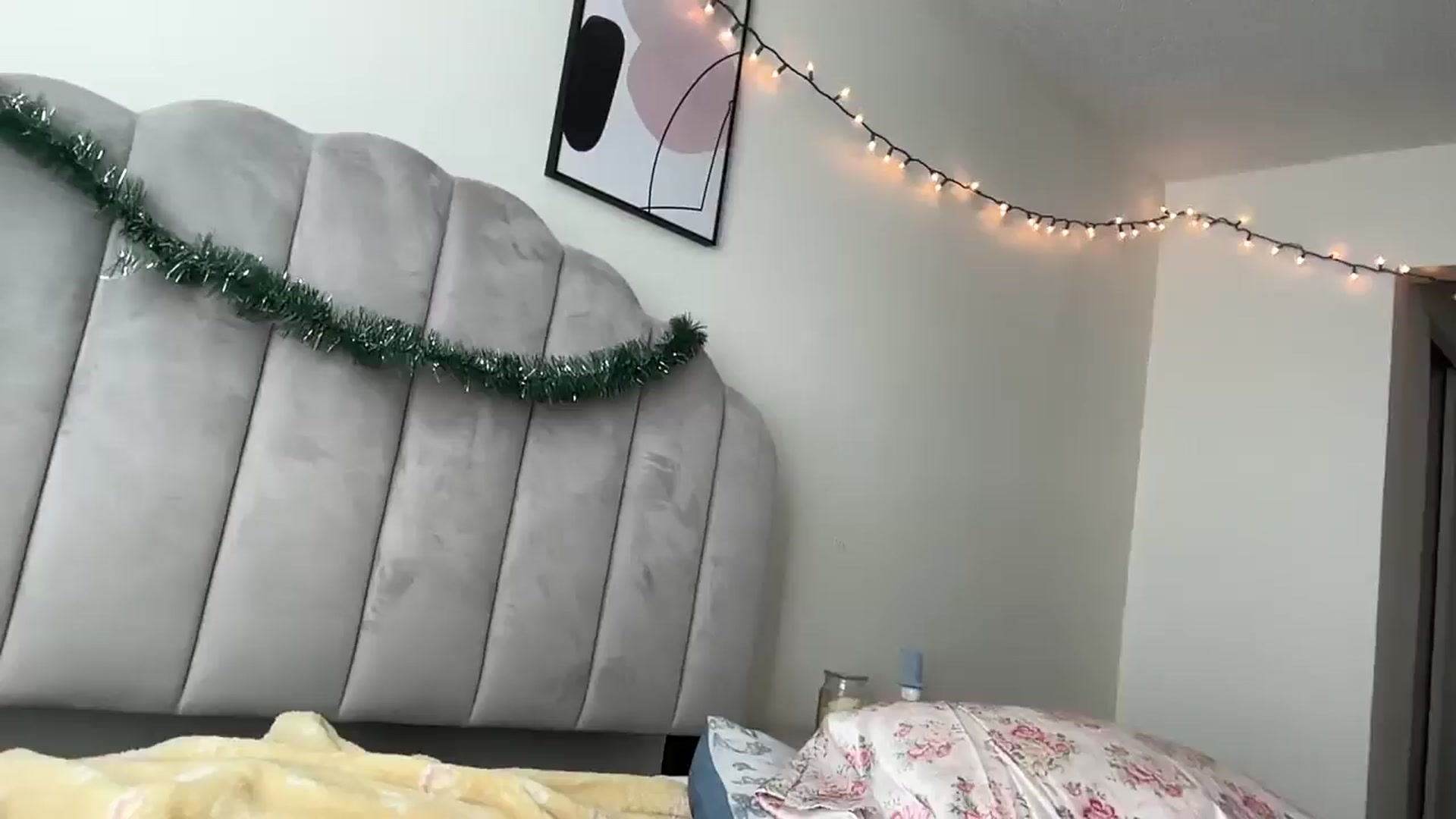 Gallery image thumbnail from annieangel18's myfreecams stream on, 11/22/2025, 20:43 image 20 of 20