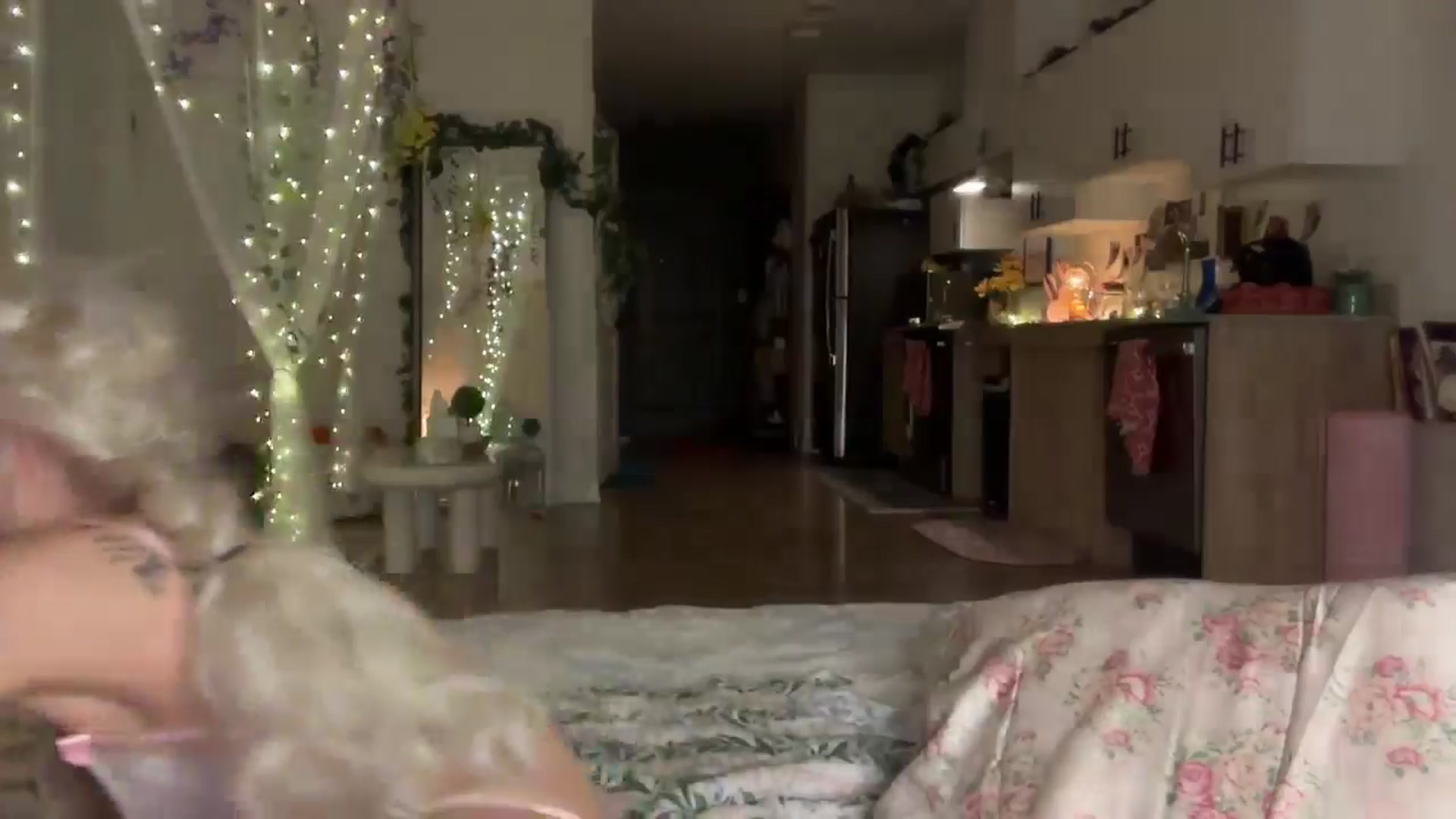 Gallery image thumbnail from annieangel18's myfreecams stream on, 01/28/2026, 06:12 image 20 of 20