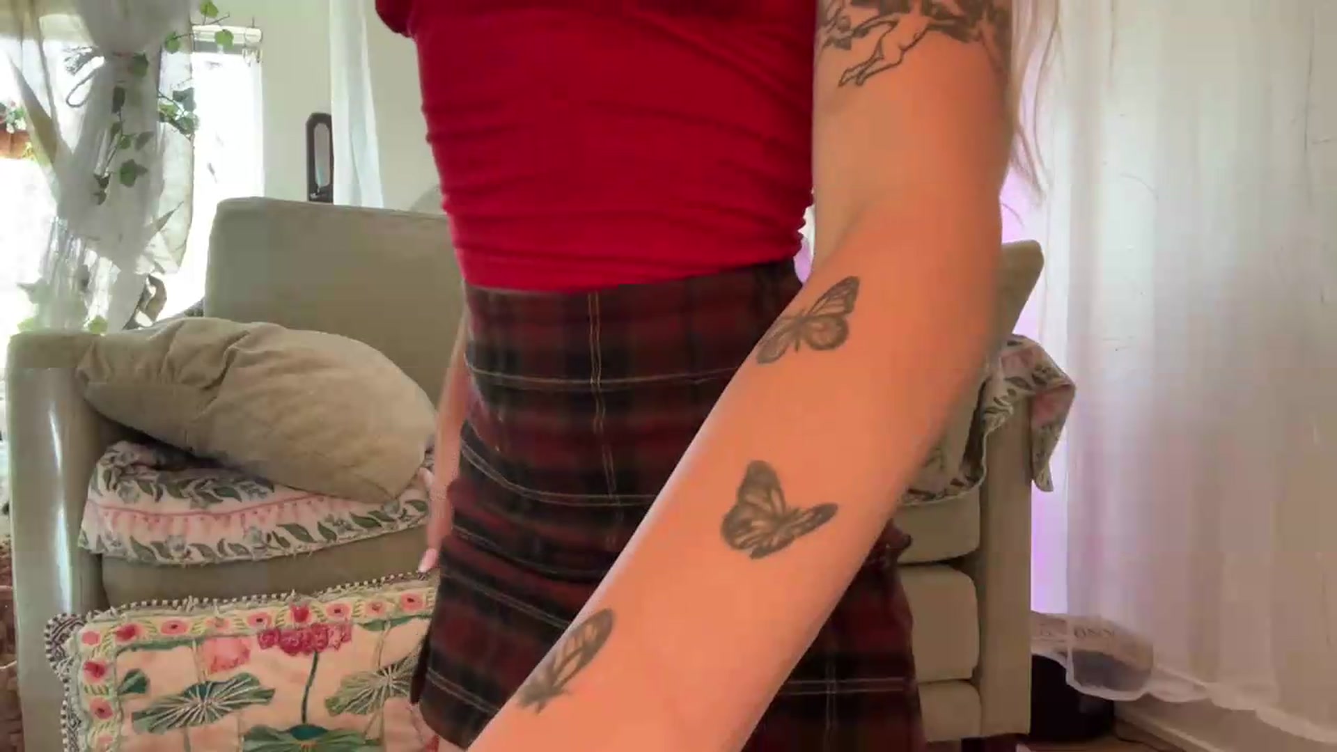 Gallery image thumbnail from annieangel18's myfreecams stream on, 07/08/2026, 20:38 image 18 of 20