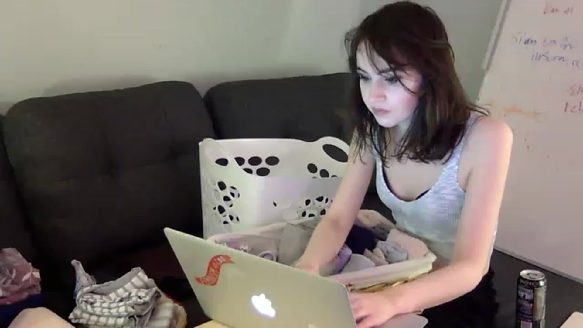 Gallery image thumbnail from antidreamgirl's myfreecams stream on, 11/19/2022, 07:08 image 18 of 20