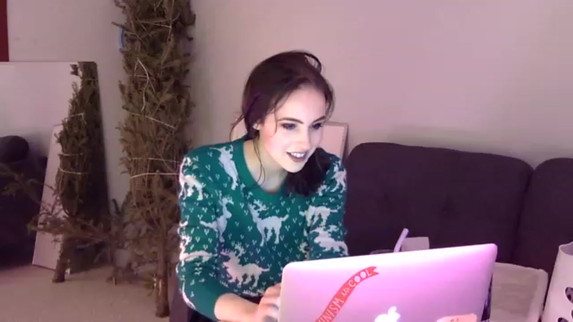 Gallery image thumbnail from antidreamgirl's myfreecams stream on, 12/23/2022, 09:54 image 8 of 20