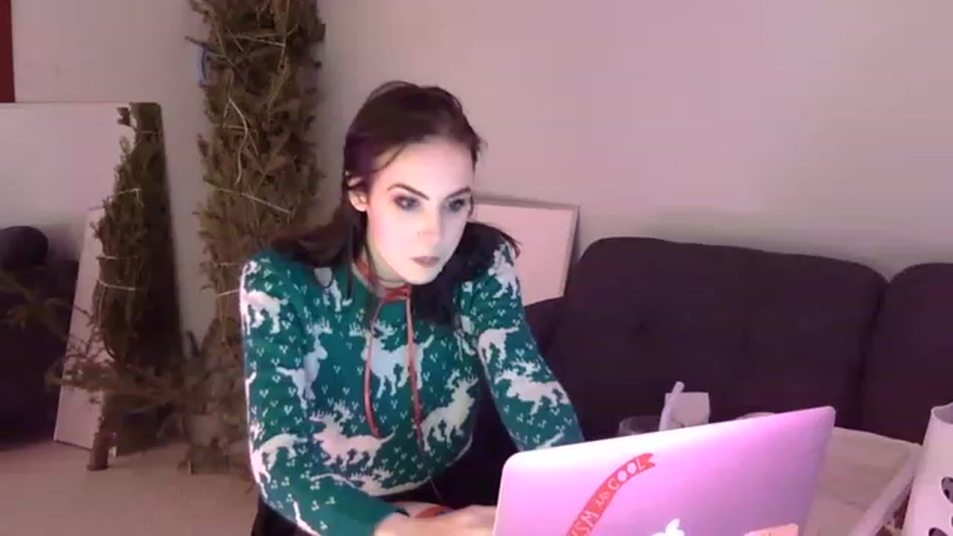 Gallery image thumbnail from antidreamgirl's myfreecams stream on, 12/23/2022, 10:16 image 18 of 20