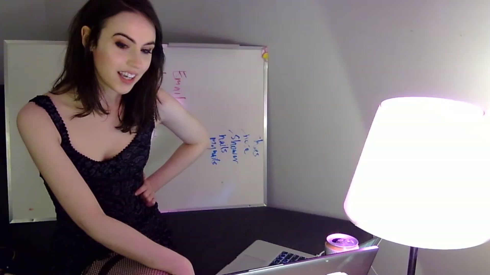 Gallery image thumbnail from antidreamgirl's myfreecams stream on, 02/15/2023, 07:06 image 10 of 20