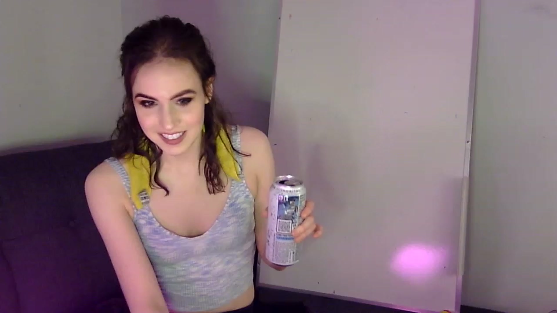 Gallery image thumbnail from antidreamgirl's myfreecams stream on, 02/26/2023, 09:35 image 4 of 20