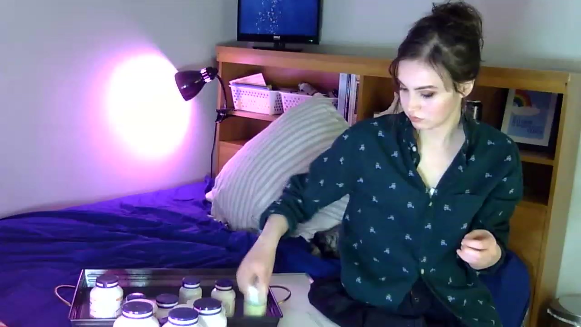 Gallery image thumbnail from antidreamgirl's myfreecams stream on, 03/27/2023, 11:39 image 7 of 20