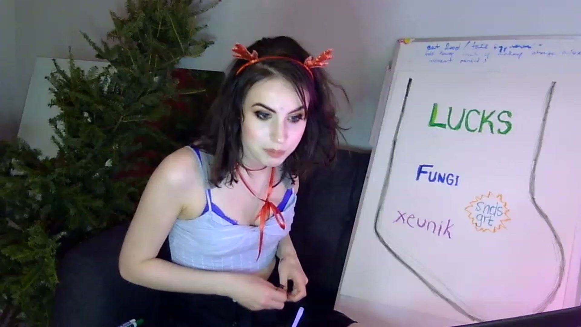 Gallery image thumbnail from antidreamgirl's myfreecams stream on, 03/27/2023, 19:07 image 2 of 20