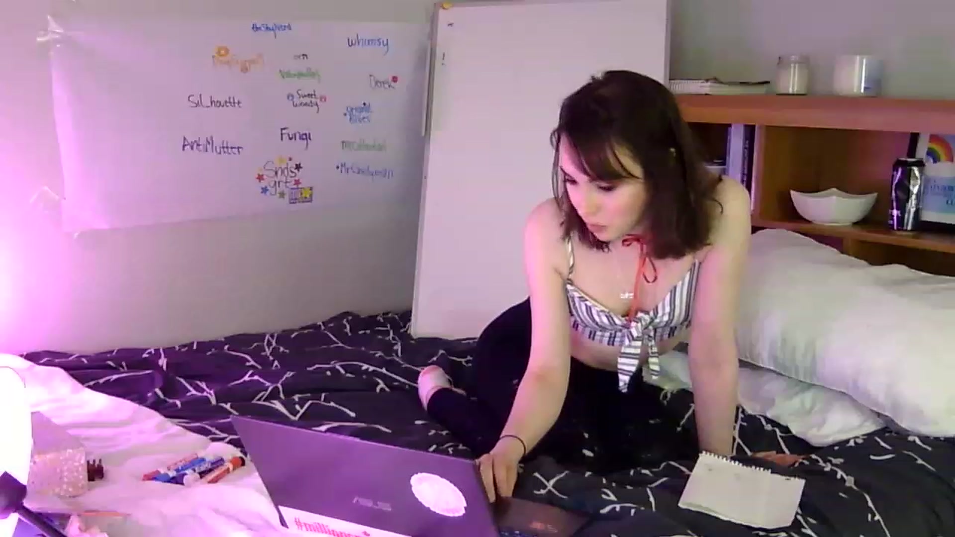 Gallery image thumbnail from antidreamgirl's myfreecams stream on, 06/10/2023, 08:26 image 5 of 20
