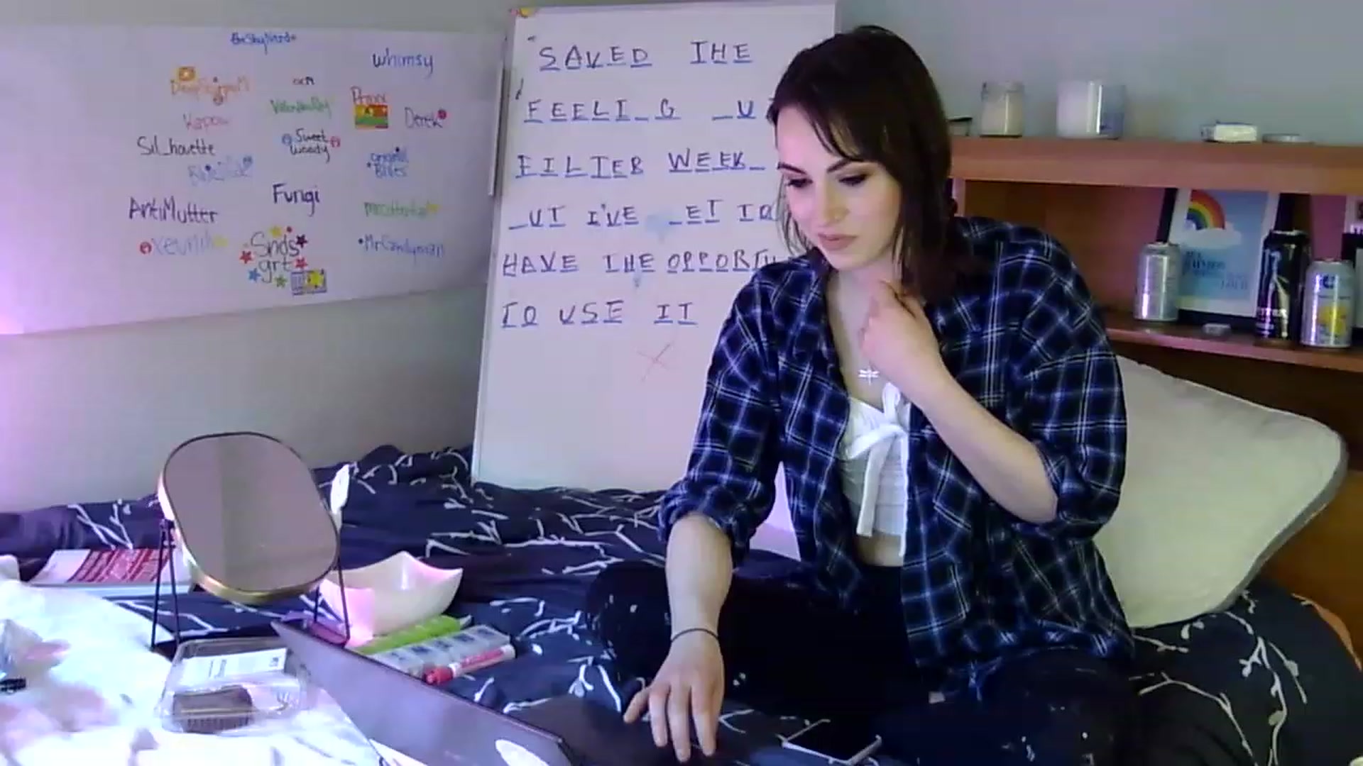 Gallery image thumbnail from antidreamgirl's myfreecams stream on, 06/10/2023, 18:11 image 6 of 20