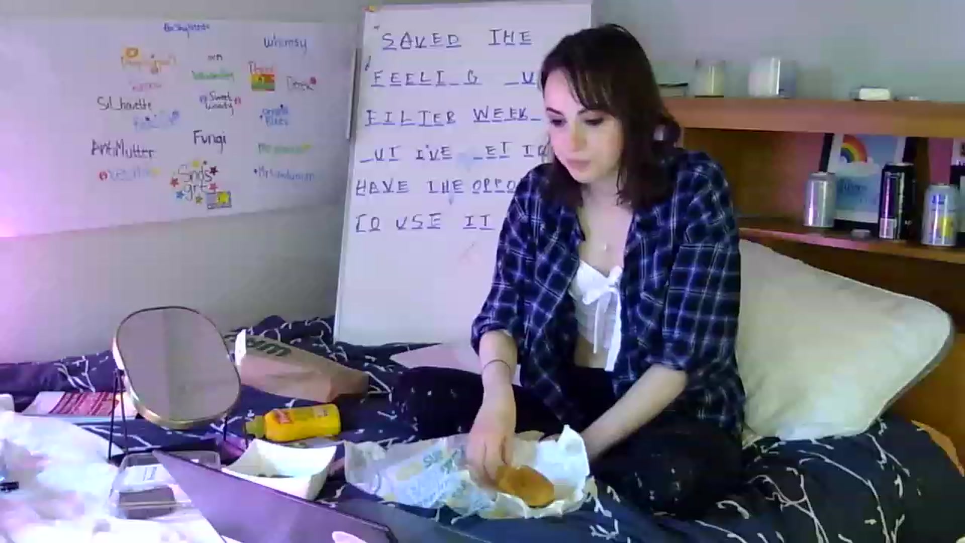 Gallery image thumbnail from antidreamgirl's myfreecams stream on, 06/10/2023, 18:11 image 19 of 20