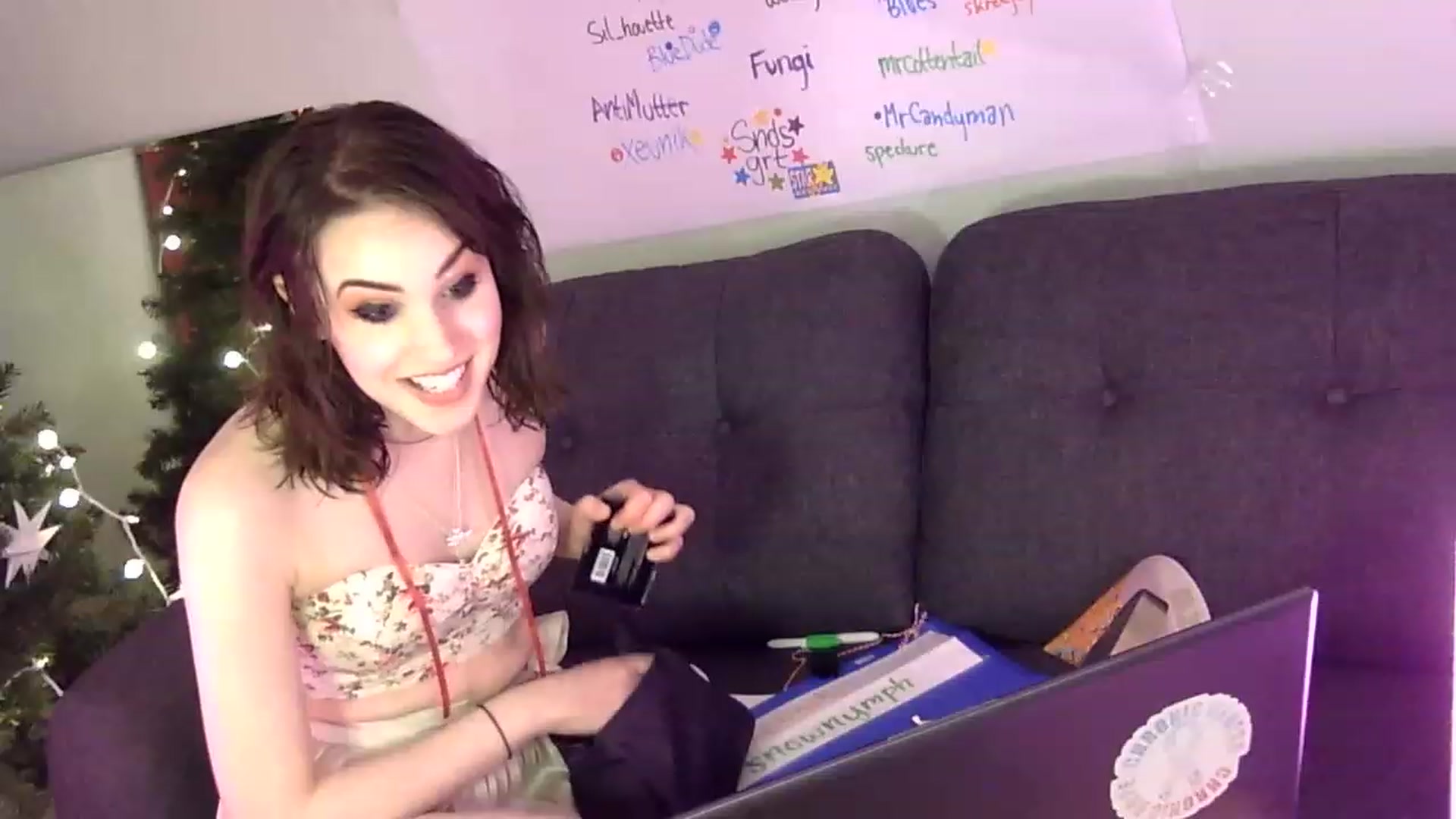 Gallery image thumbnail from antidreamgirl's myfreecams stream on, 06/15/2023, 10:11 image 5 of 20