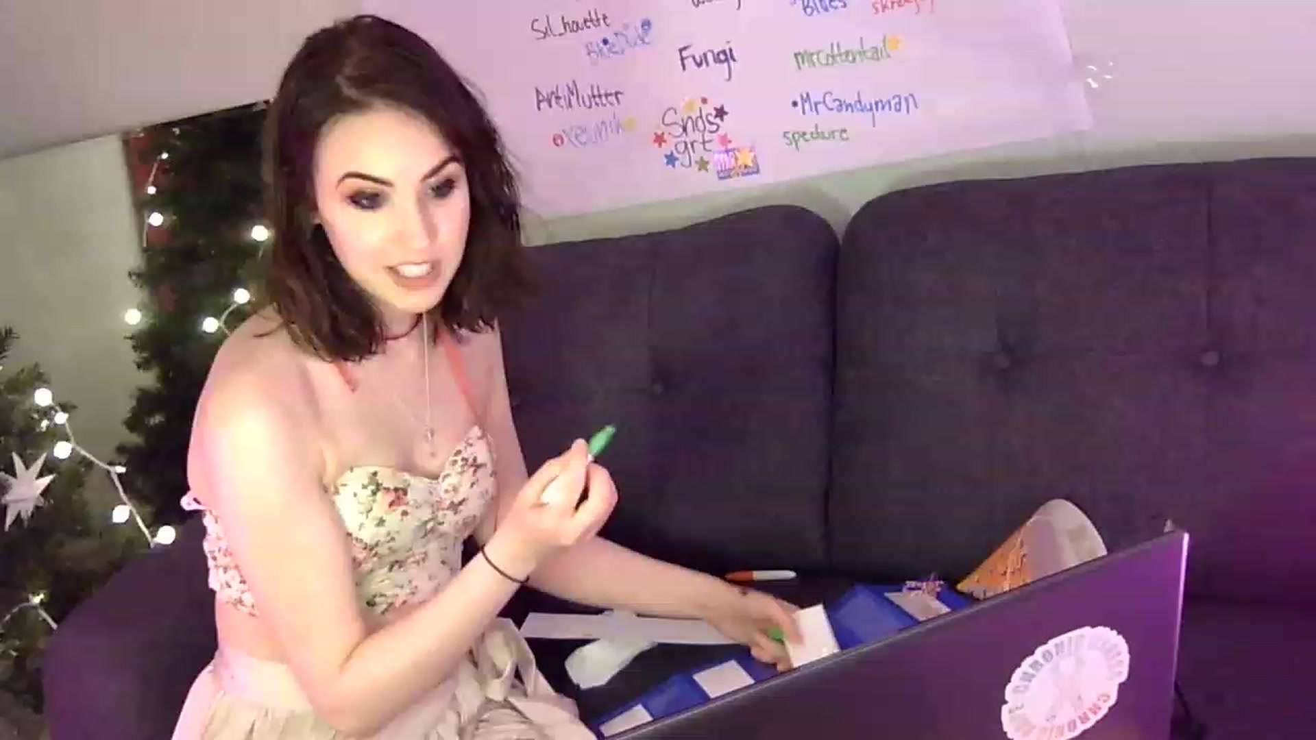 Gallery image thumbnail from antidreamgirl's myfreecams stream on, 06/15/2023, 10:11 image 4 of 20