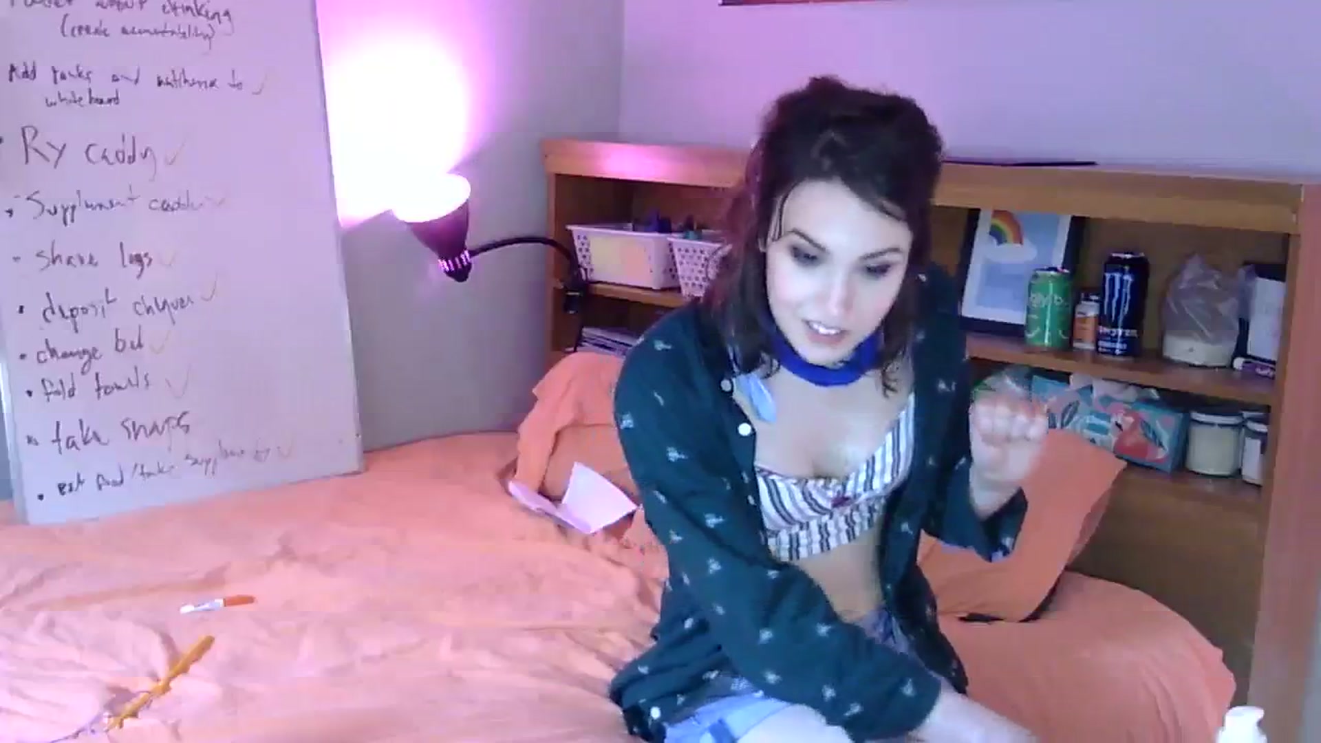 Gallery image thumbnail from antidreamgirl's myfreecams stream on, 08/17/2023, 14:15 image 10 of 20