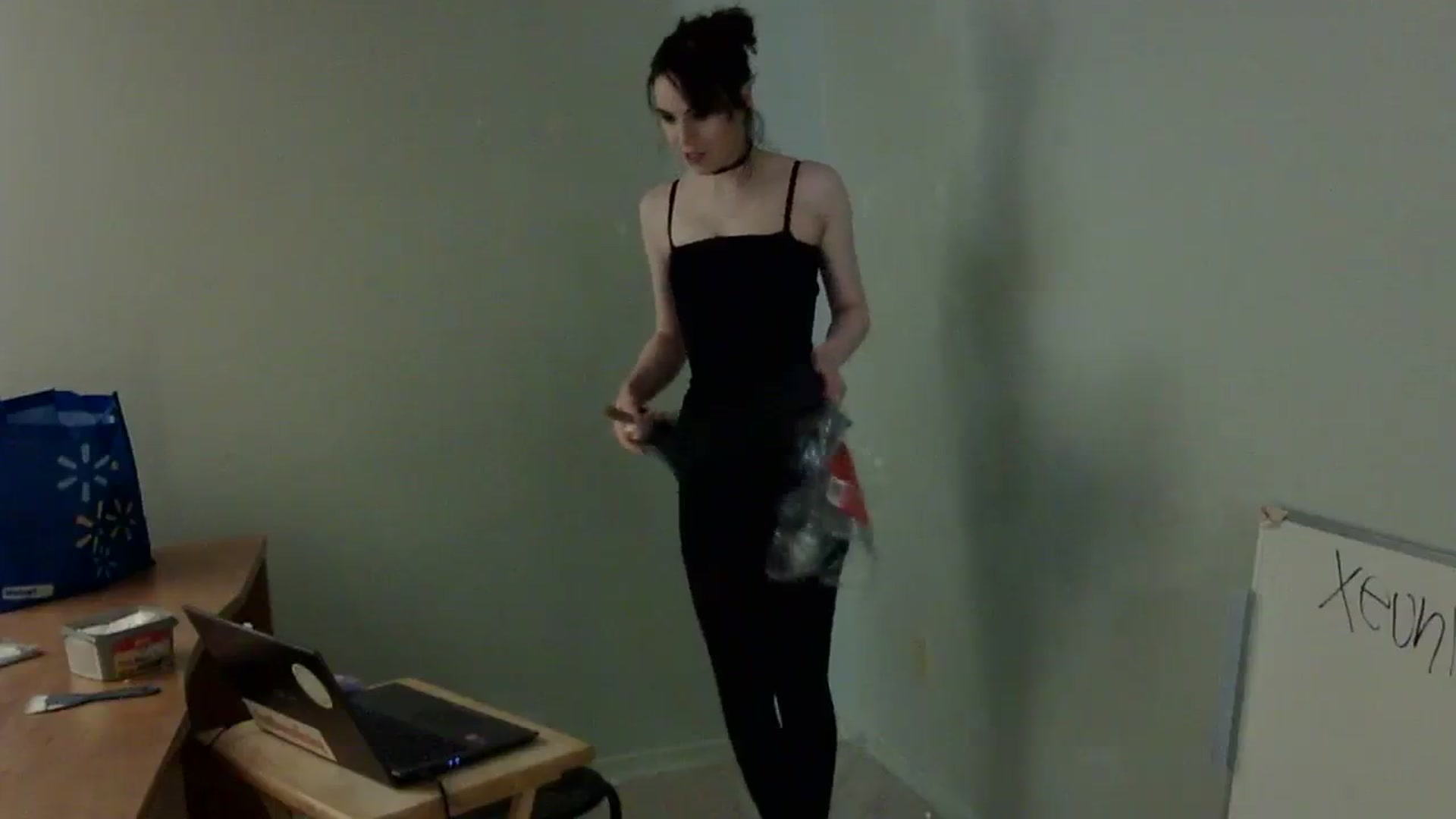 Gallery image thumbnail from antidreamgirl's myfreecams stream on, 08/21/2023, 10:04 image 11 of 20