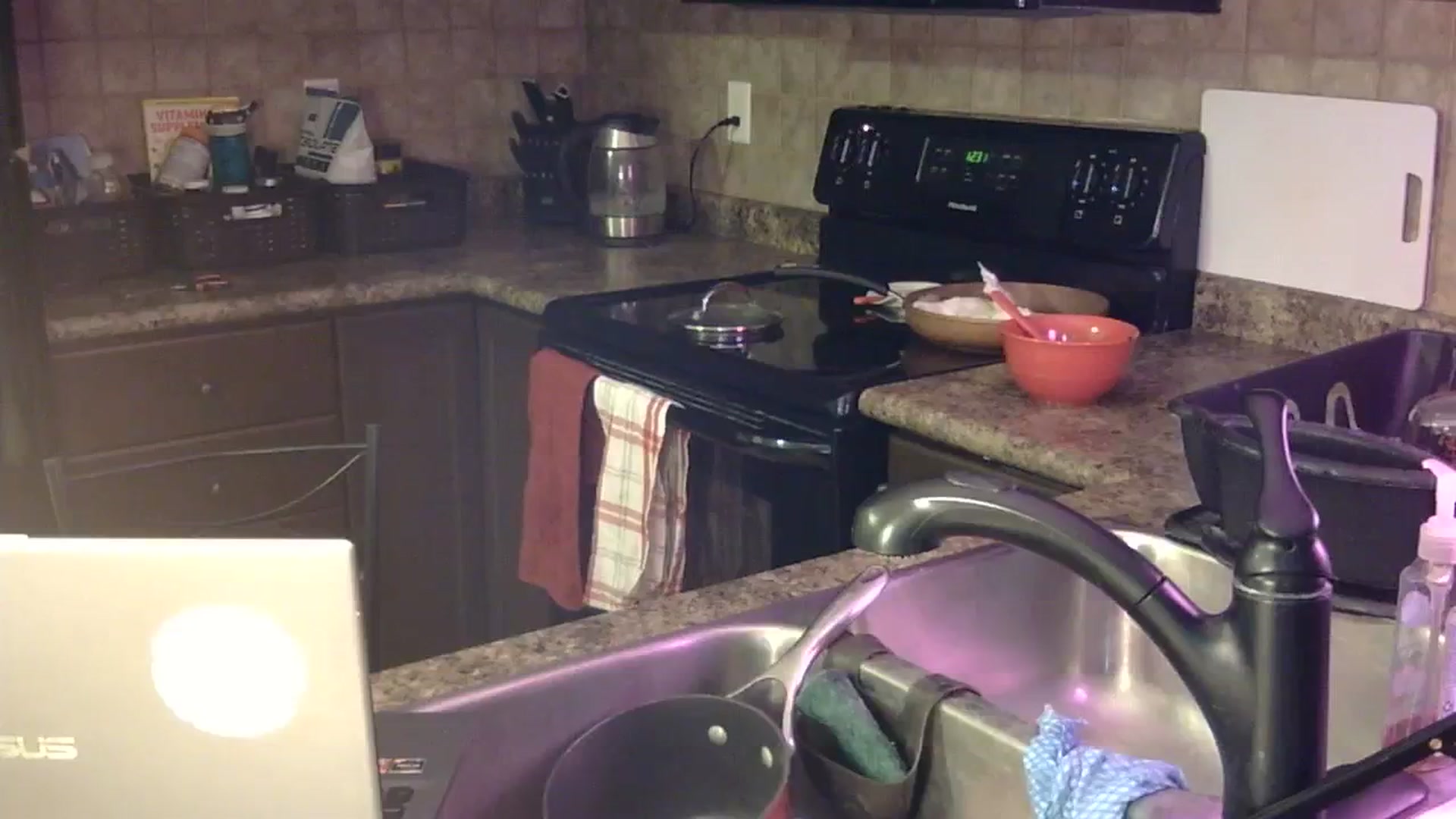 Gallery image thumbnail from antidreamgirl's myfreecams stream on, 08/24/2023, 05:12 image 12 of 20