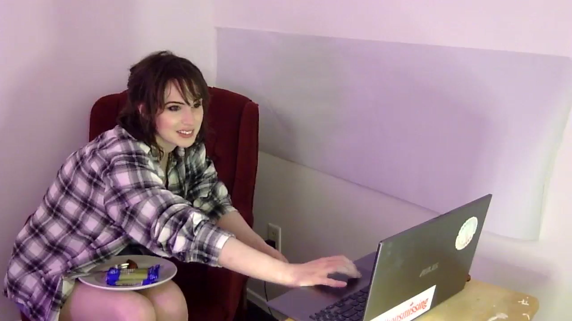 Gallery image thumbnail from antidreamgirl's myfreecams stream on, 09/14/2023, 08:29 image 3 of 20