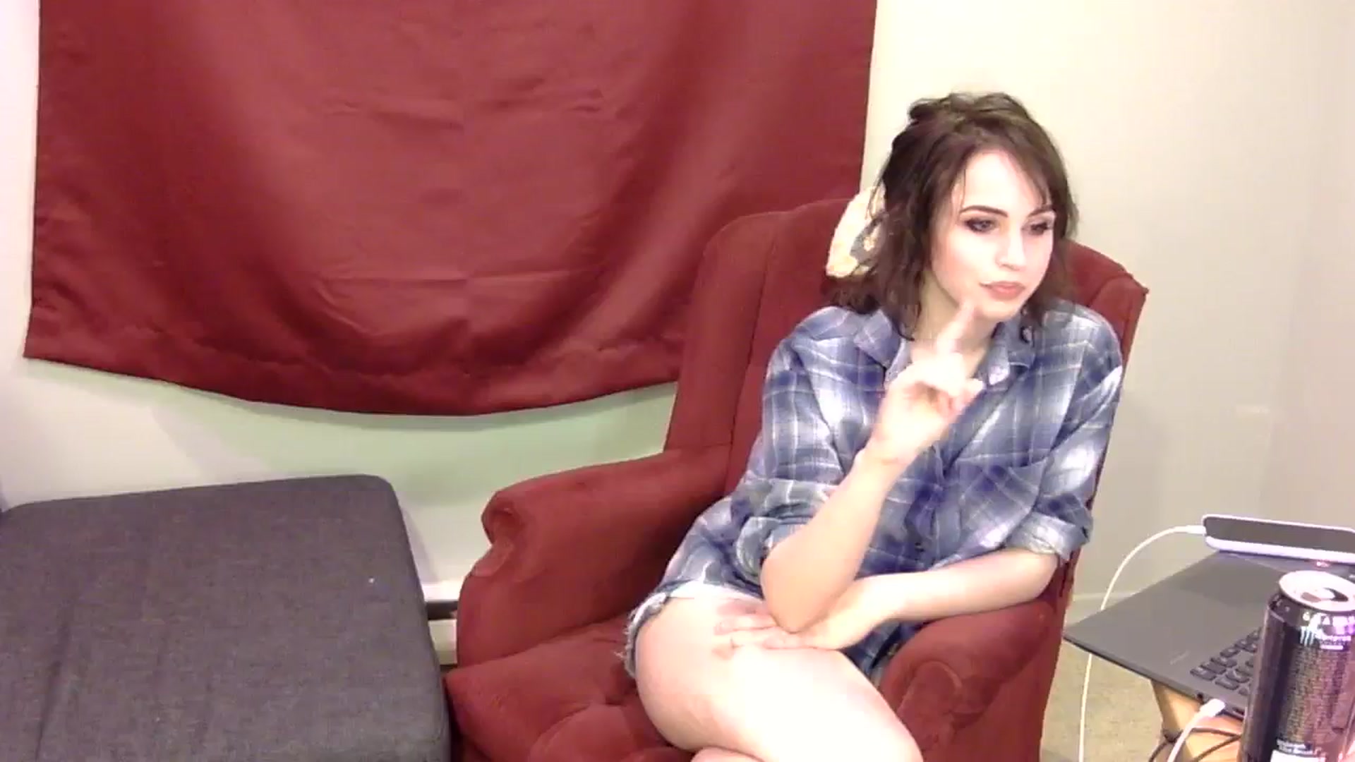 Gallery image thumbnail from antidreamgirl's myfreecams stream on, 11/02/2023, 08:23 image 4 of 20