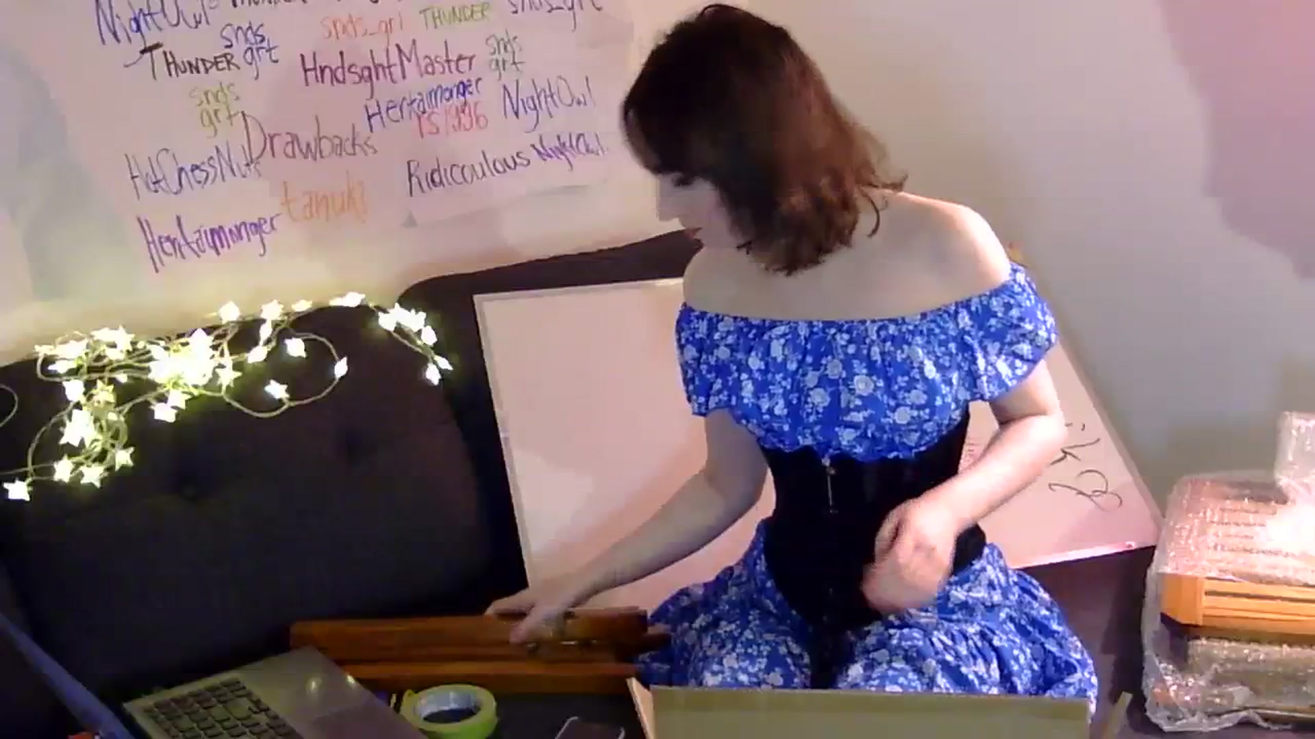 Gallery image thumbnail from antidreamgirl's myfreecams stream on, 11/09/2023, 11:17 image 5 of 20