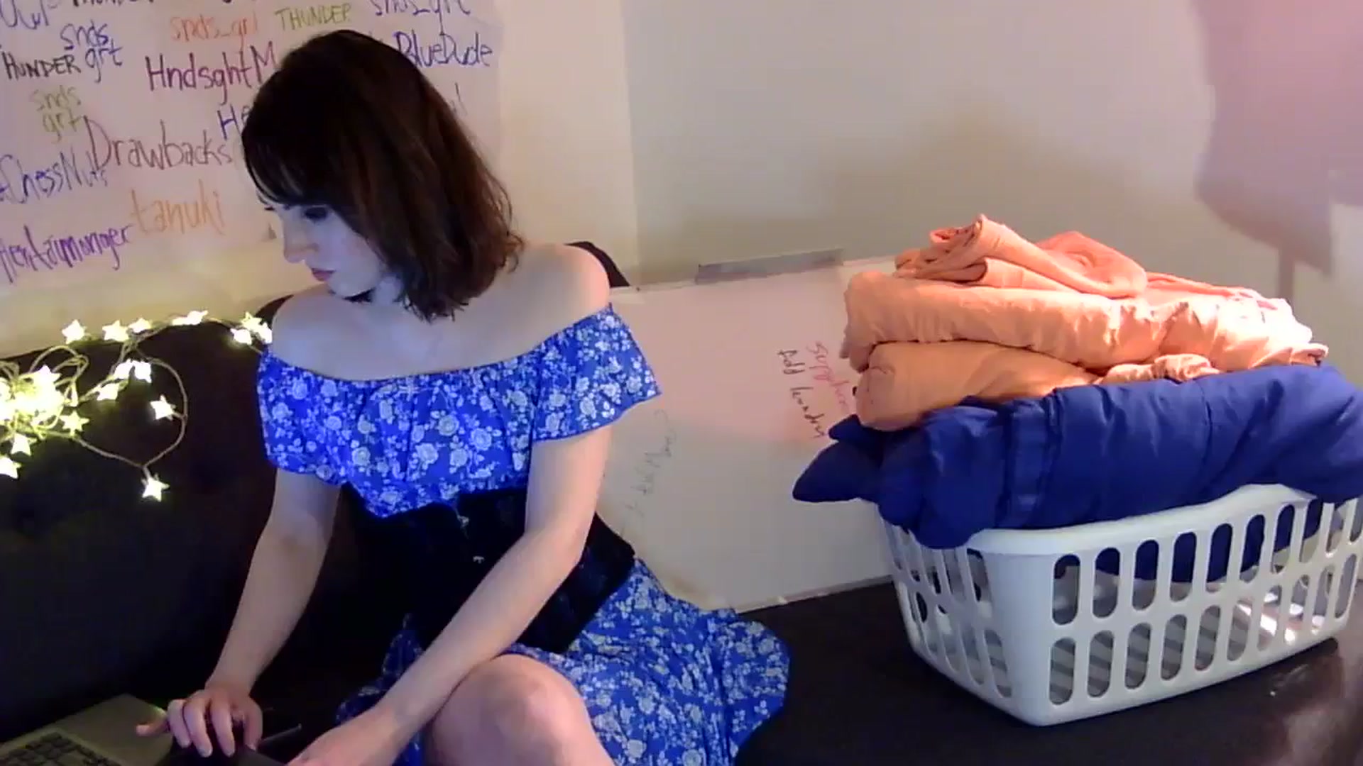 Gallery image thumbnail from antidreamgirl's myfreecams stream on, 11/09/2023, 12:47 image 12 of 20