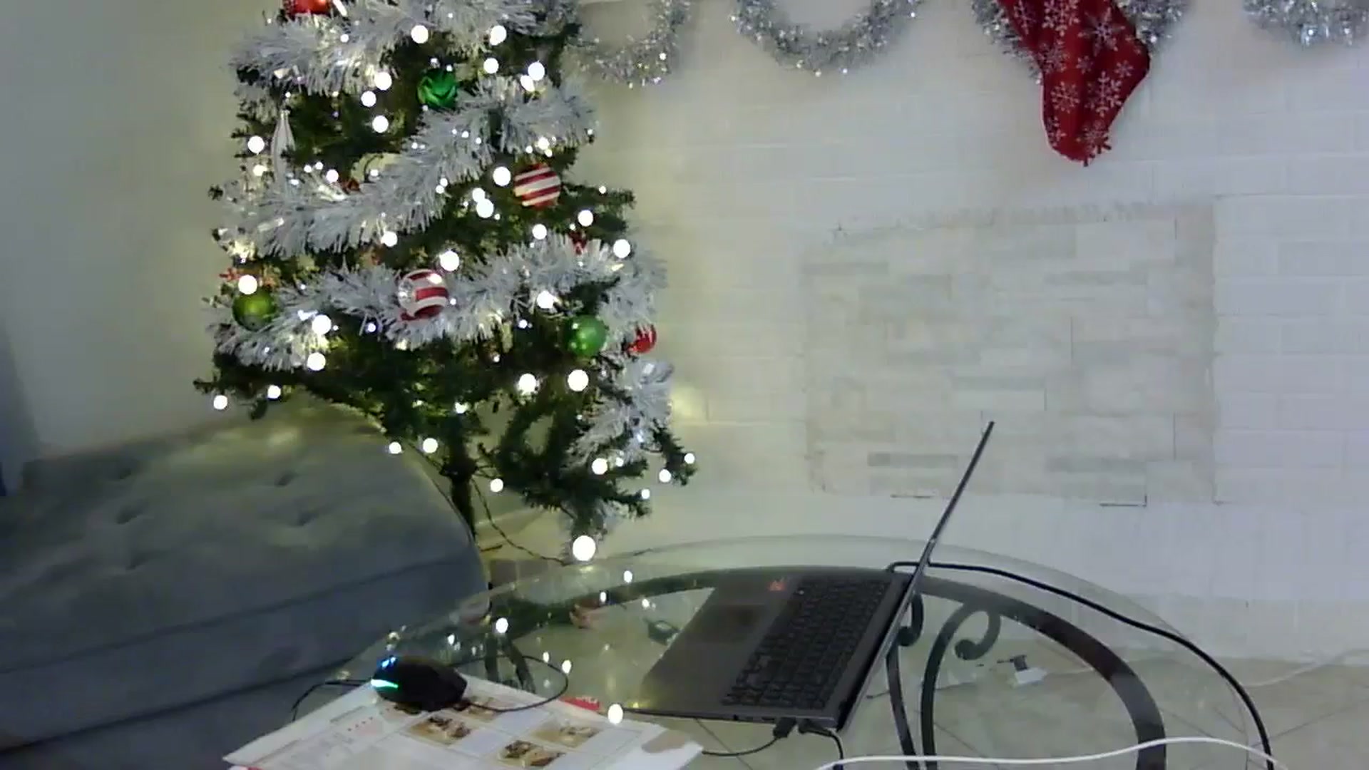 Gallery image thumbnail from antidreamgirl's myfreecams stream on, 12/25/2023, 09:13 image 19 of 20