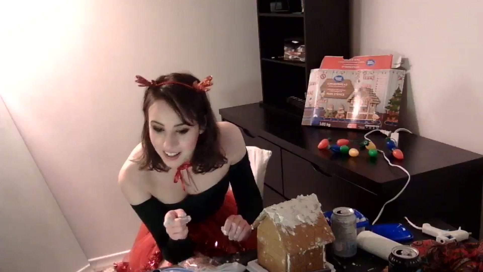 Gallery image thumbnail from antidreamgirl's myfreecams stream on, 12/26/2023, 03:21 image 20 of 20