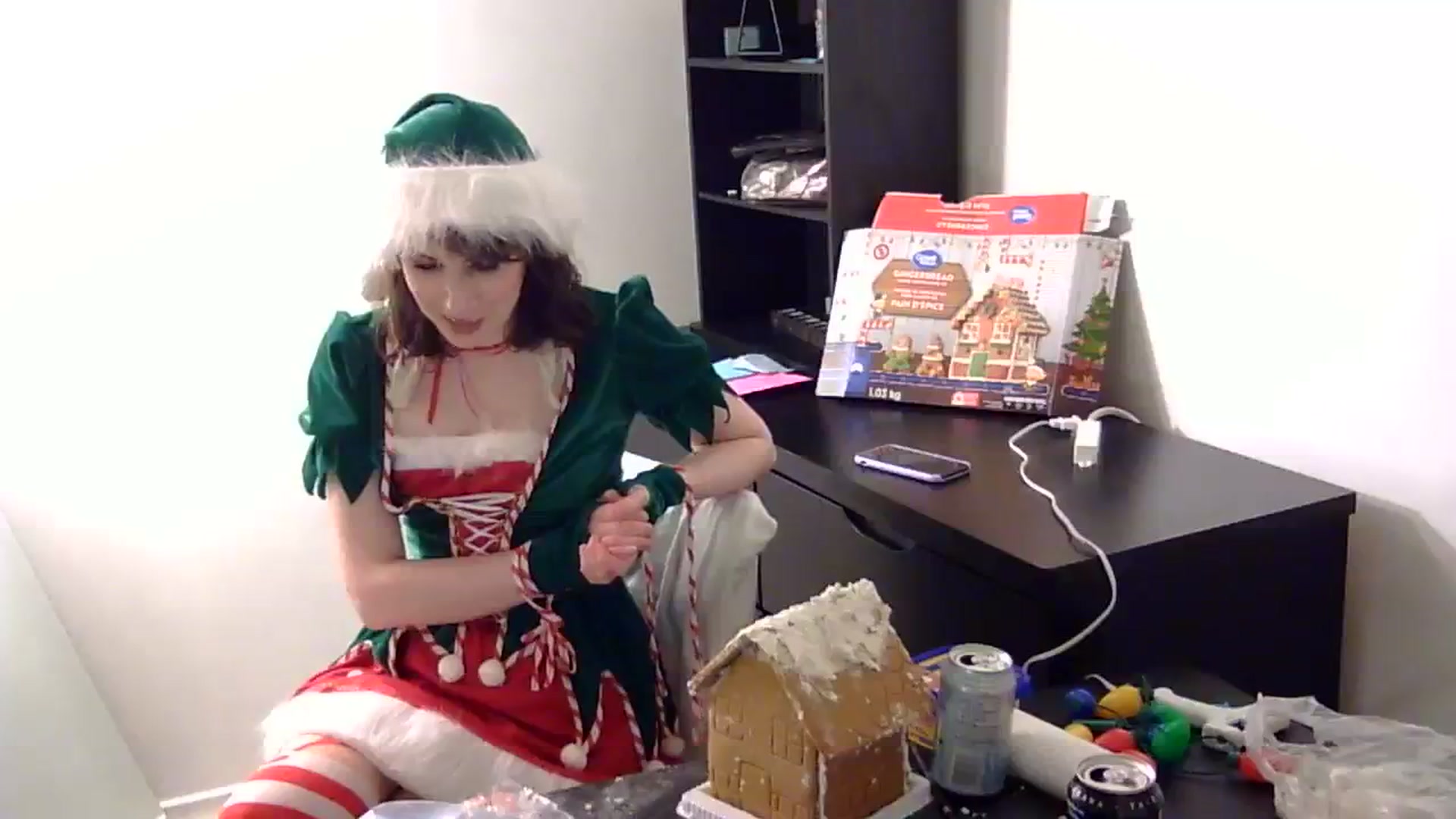 Gallery image thumbnail from antidreamgirl's myfreecams stream on, 12/26/2023, 04:09 image 5 of 20