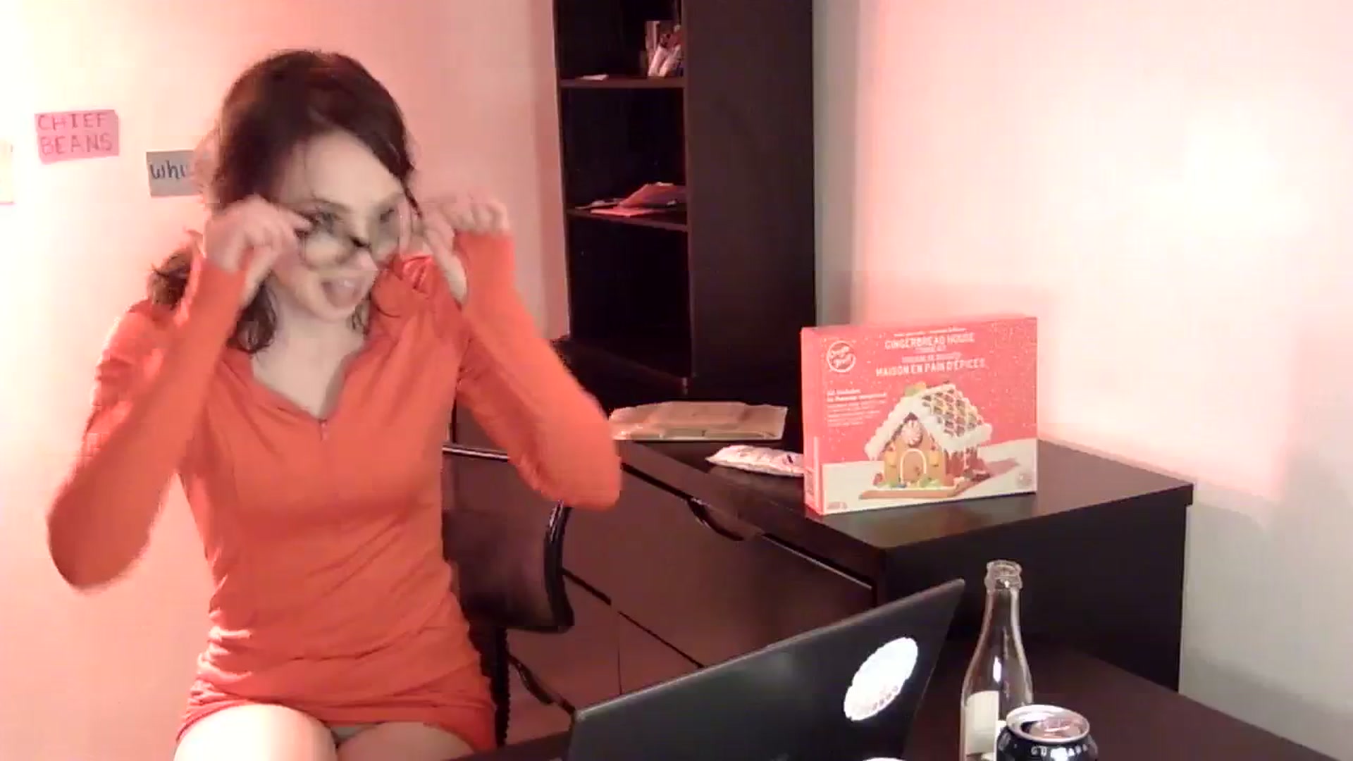 Gallery image thumbnail from antidreamgirl's myfreecams stream on, 01/14/2024, 08:39 image 20 of 20