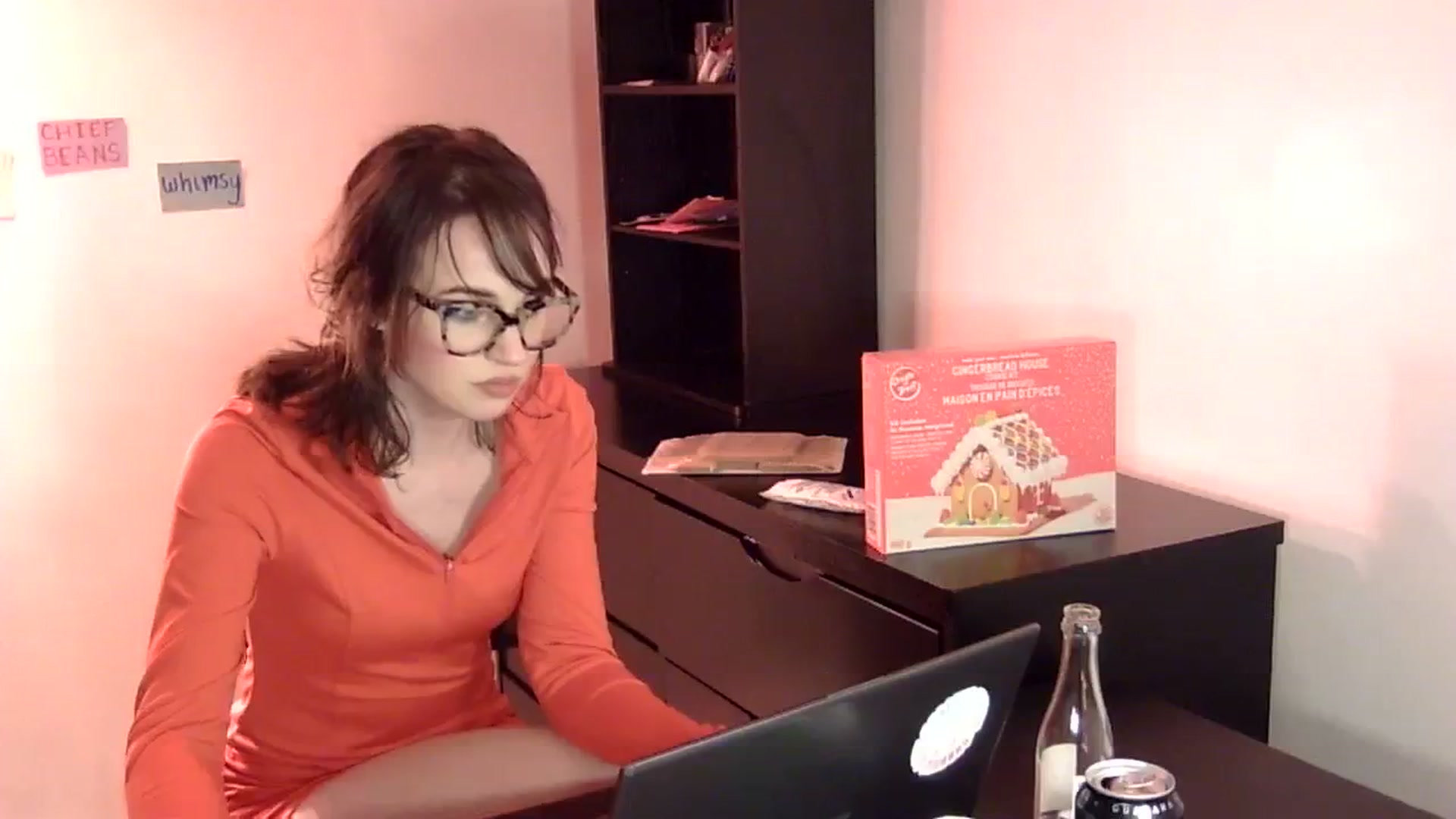 Gallery image thumbnail from antidreamgirl's myfreecams stream on, 01/14/2024, 08:39 image 14 of 20