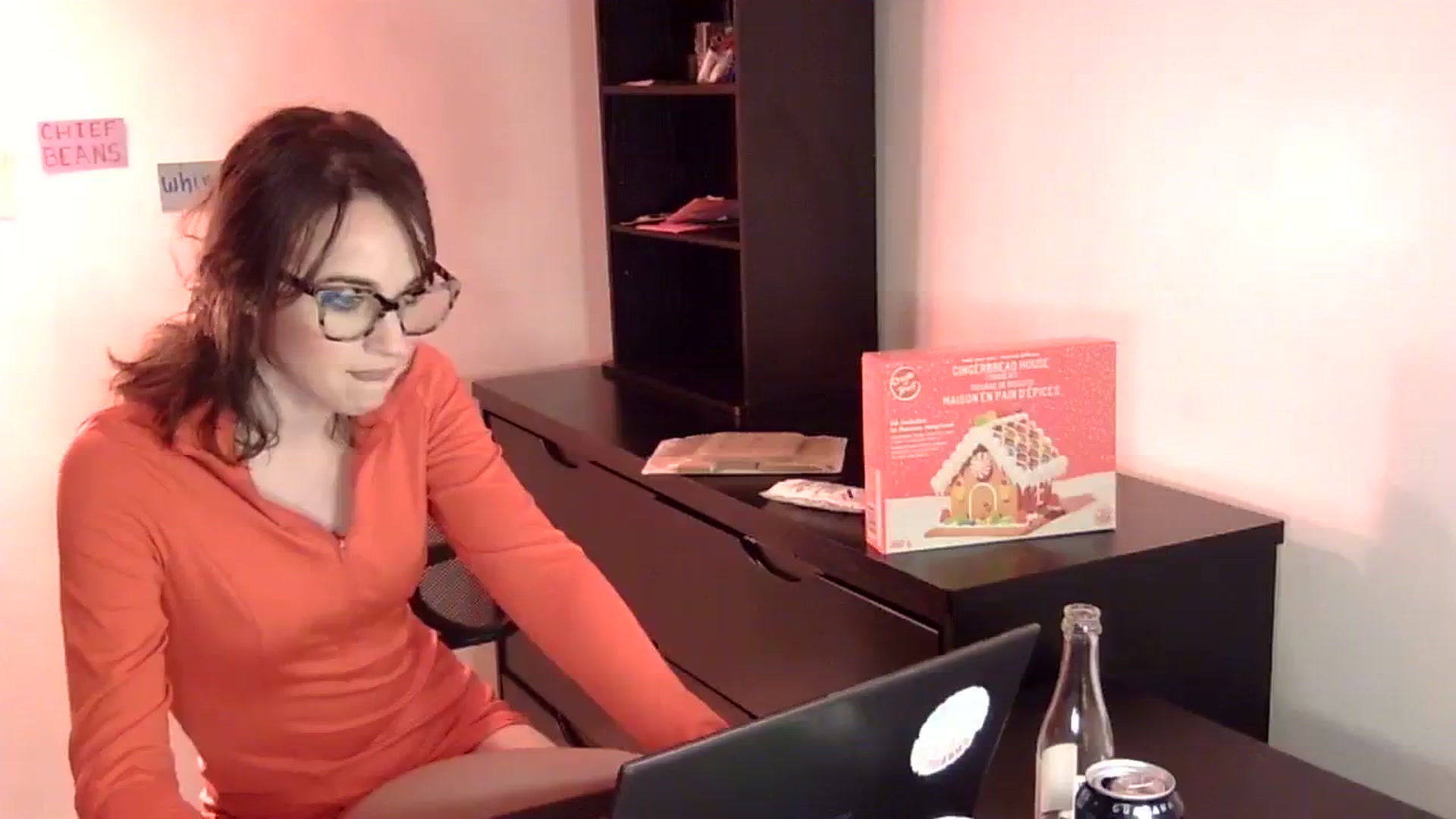 Gallery image thumbnail from antidreamgirl's myfreecams stream on, 01/14/2024, 08:39 image 5 of 20