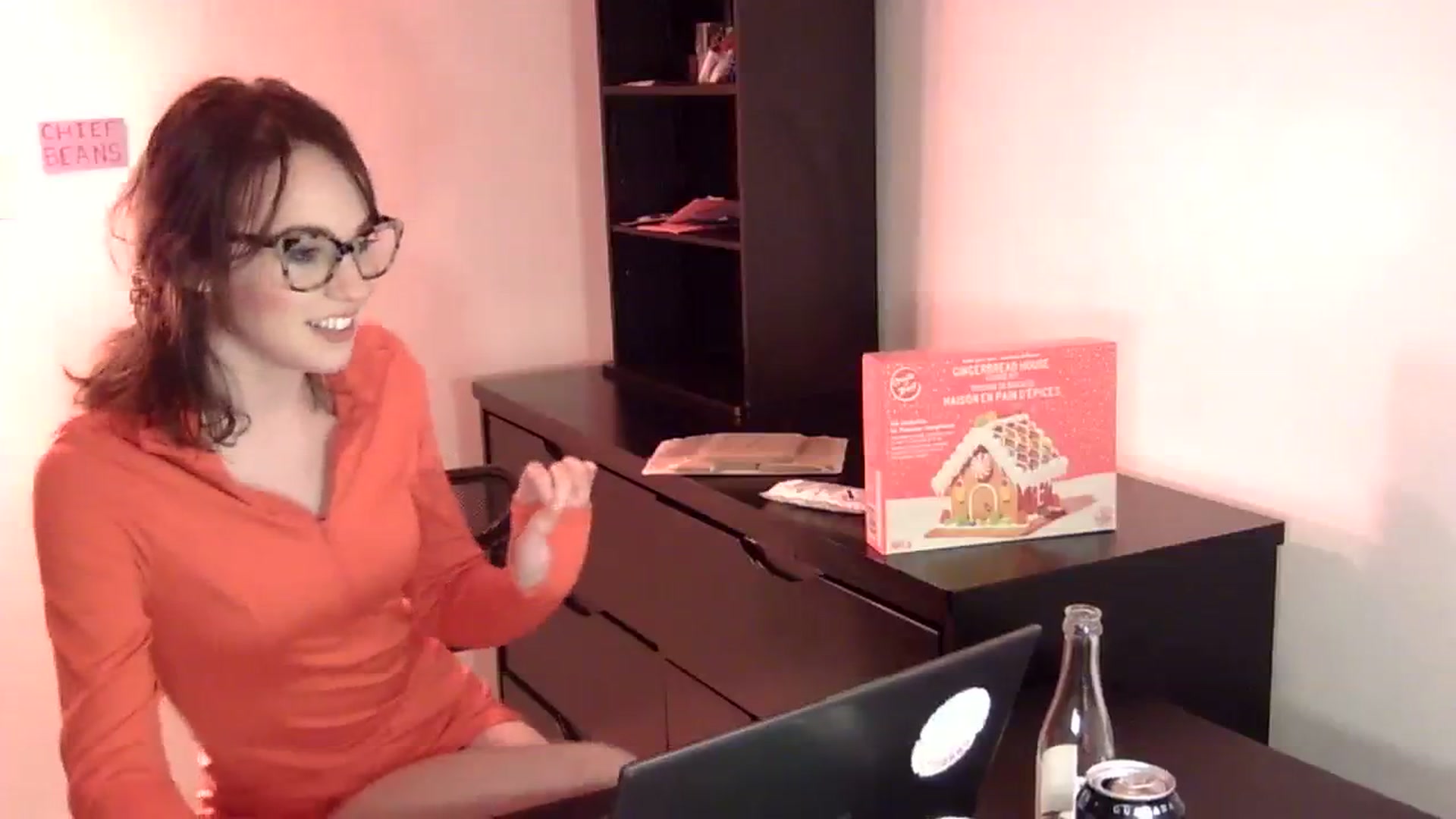 Gallery image thumbnail from antidreamgirl's myfreecams stream on, 01/14/2024, 08:39 image 4 of 20
