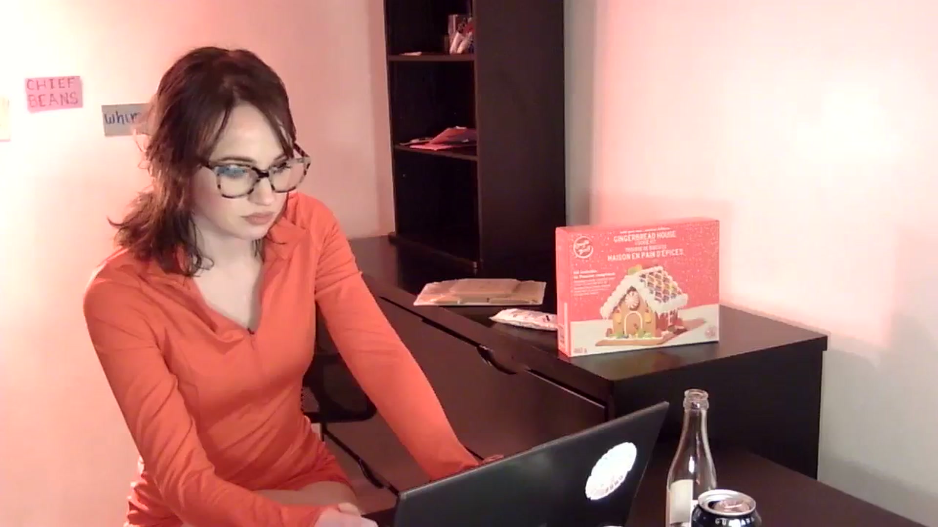 Gallery image thumbnail from antidreamgirl's myfreecams stream on, 01/14/2024, 08:39 image 2 of 20