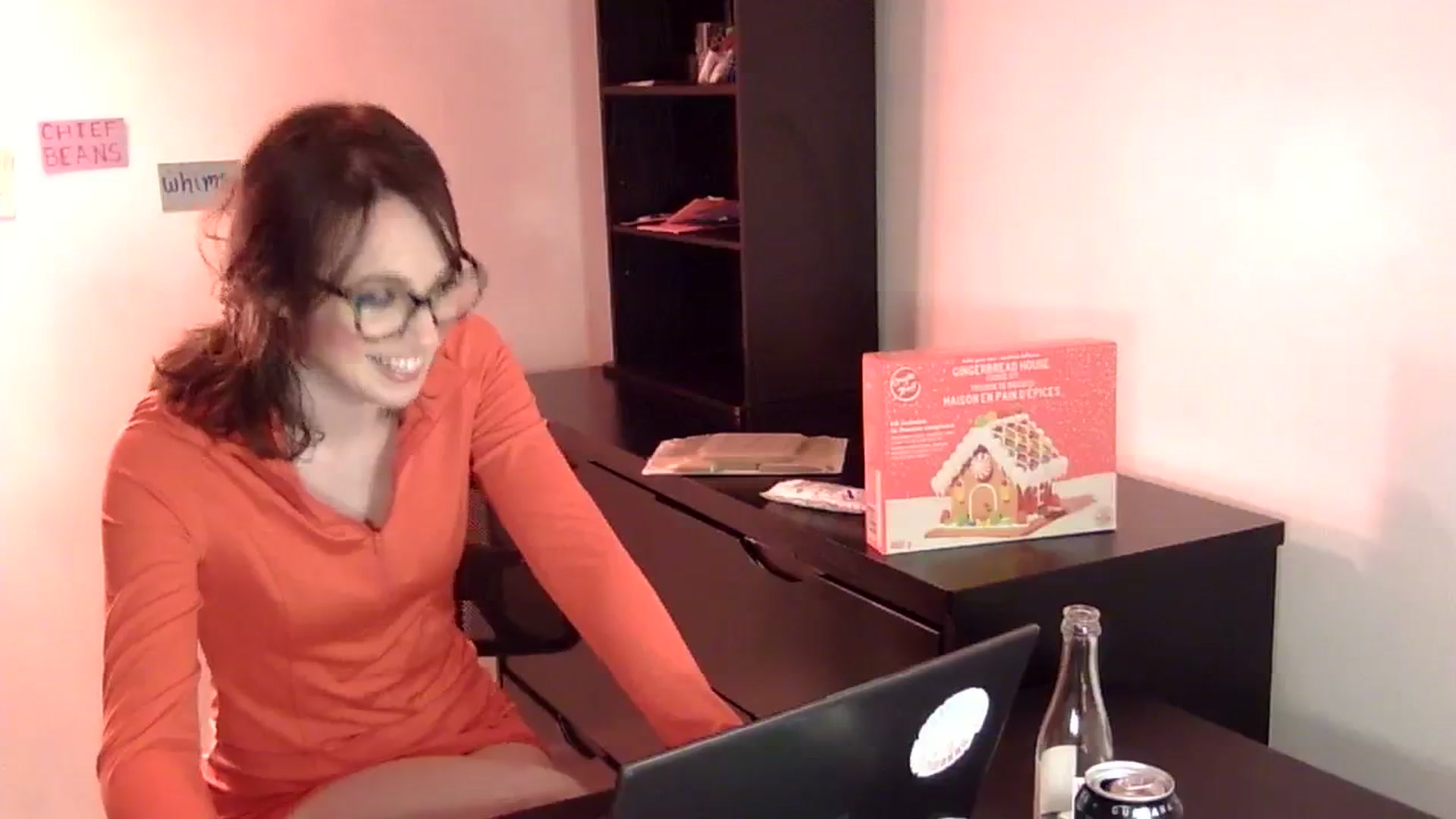 Gallery image thumbnail from antidreamgirl's myfreecams stream on, 01/14/2024, 08:39 image 3 of 20