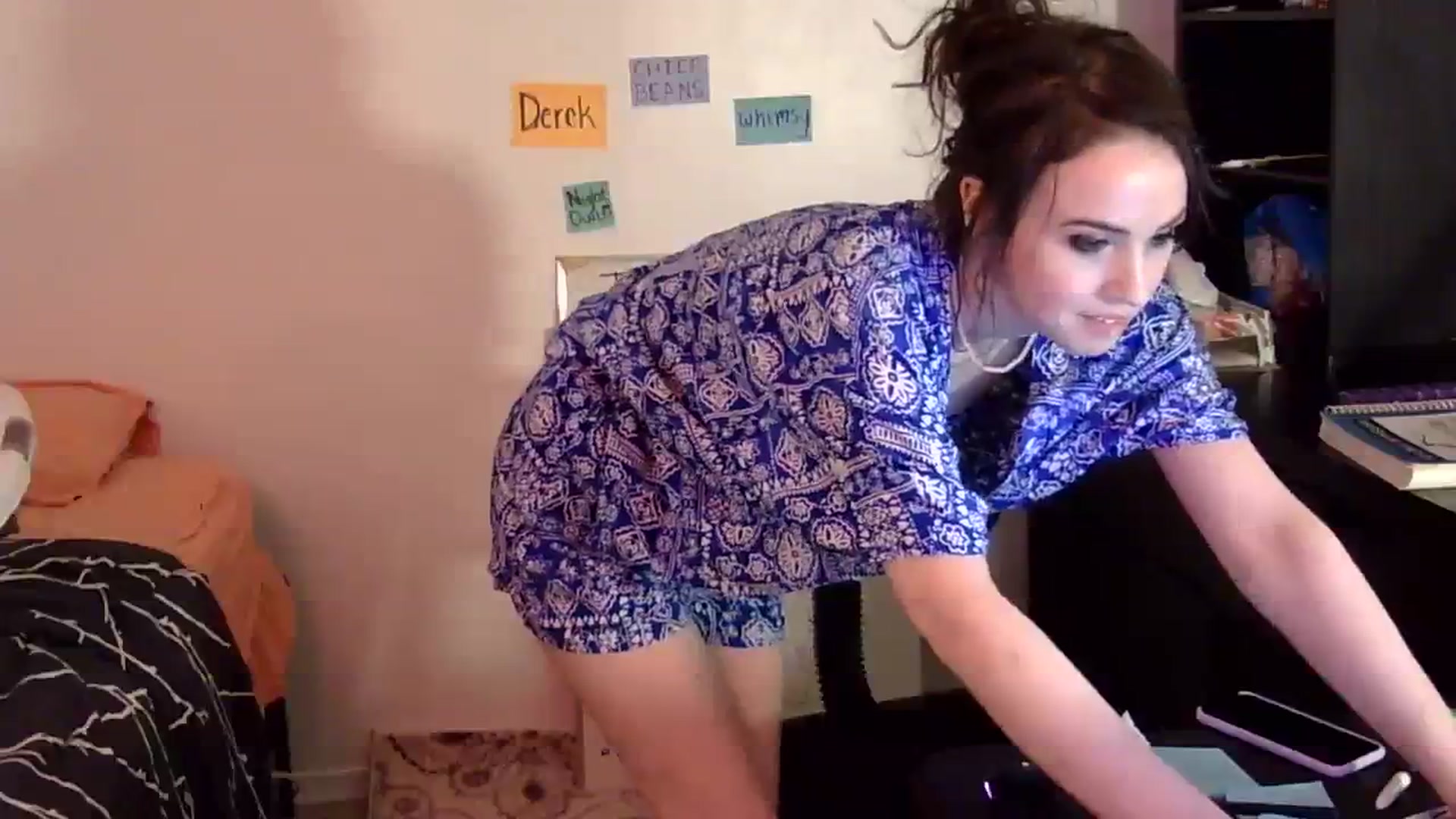 Gallery image thumbnail from antidreamgirl's myfreecams stream on, 01/20/2024, 17:35 image 13 of 20