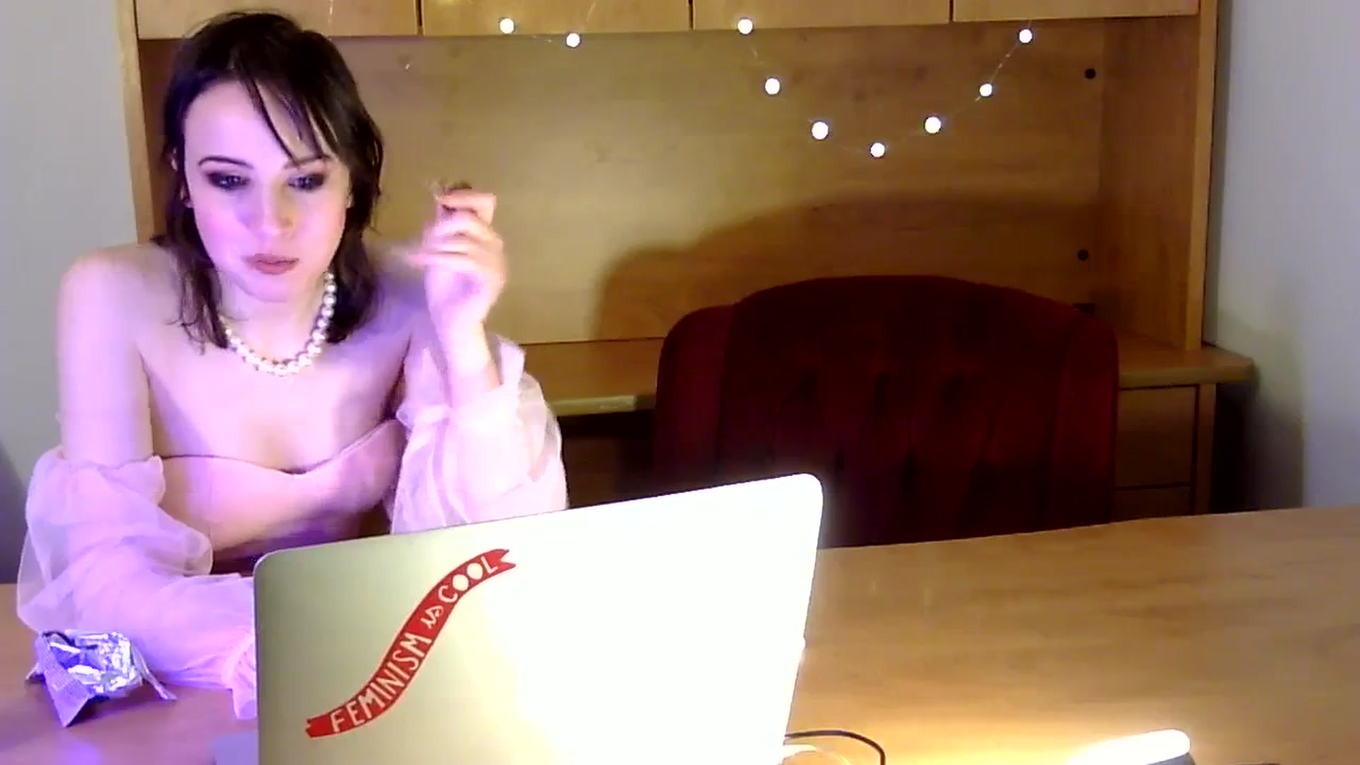 Gallery image thumbnail from antidreamgirl's myfreecams stream on, 02/15/2024, 09:47 image 16 of 20