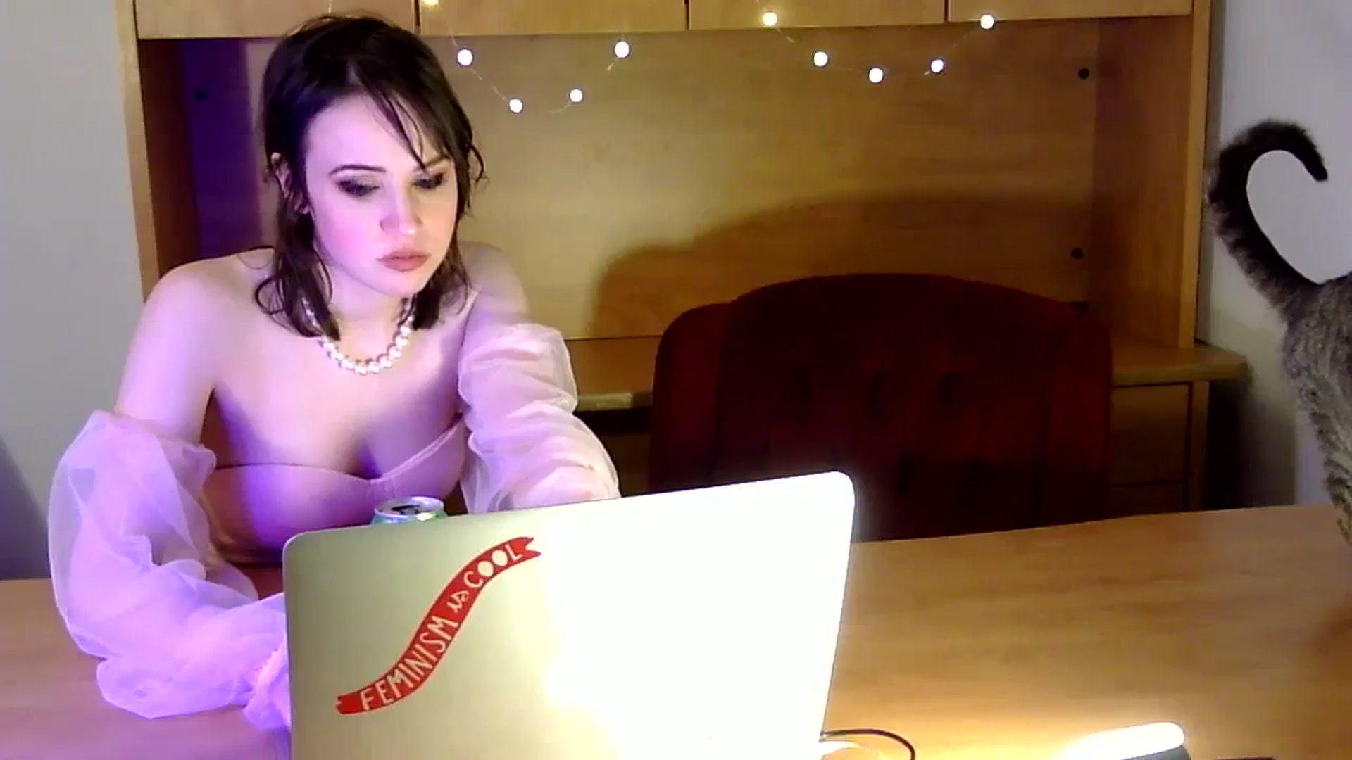 Gallery image thumbnail from antidreamgirl's myfreecams stream on, 02/15/2024, 09:47 image 12 of 20