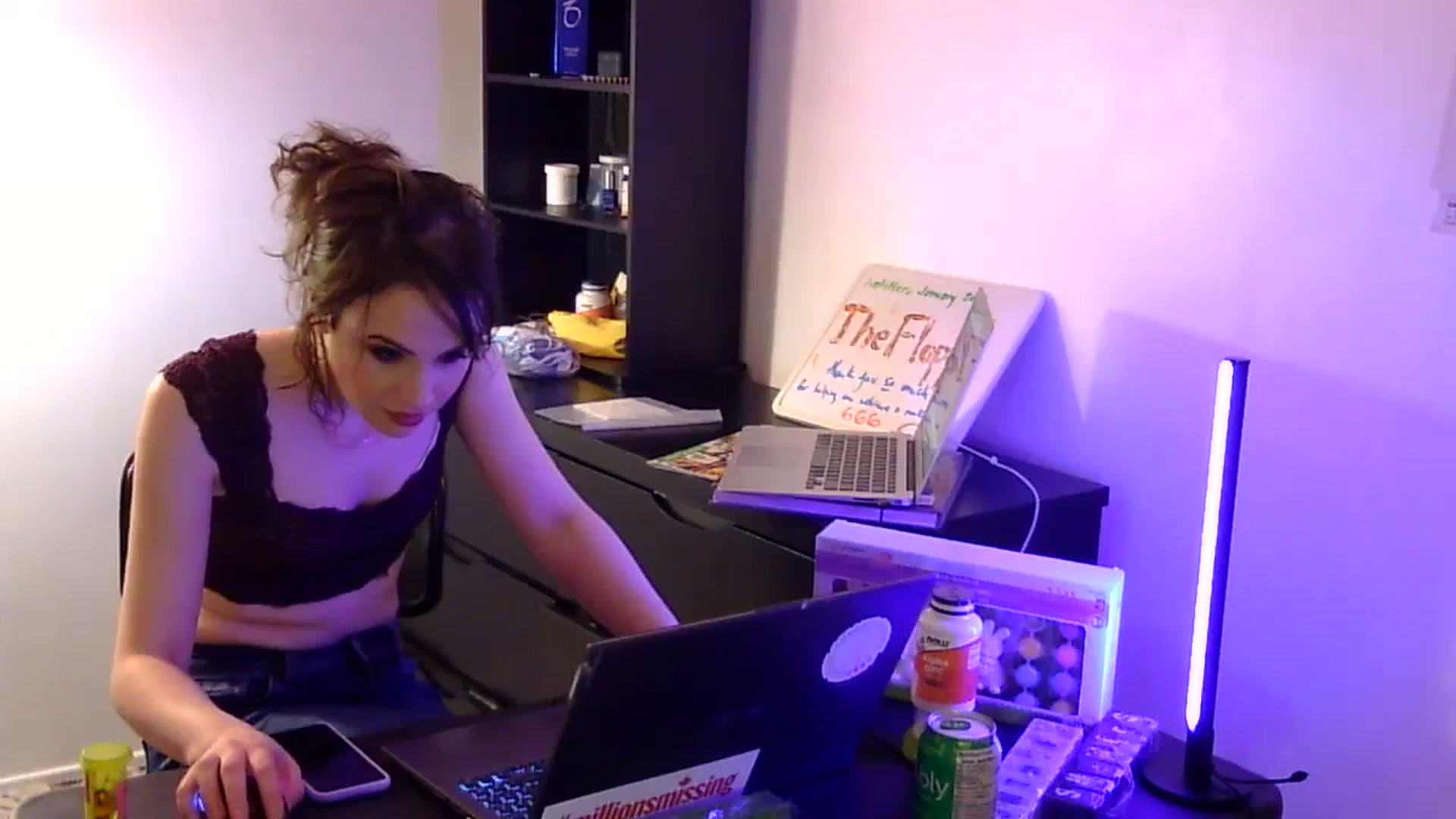 Gallery image thumbnail from antidreamgirl's myfreecams stream on, 02/22/2024, 05:21 image 17 of 20