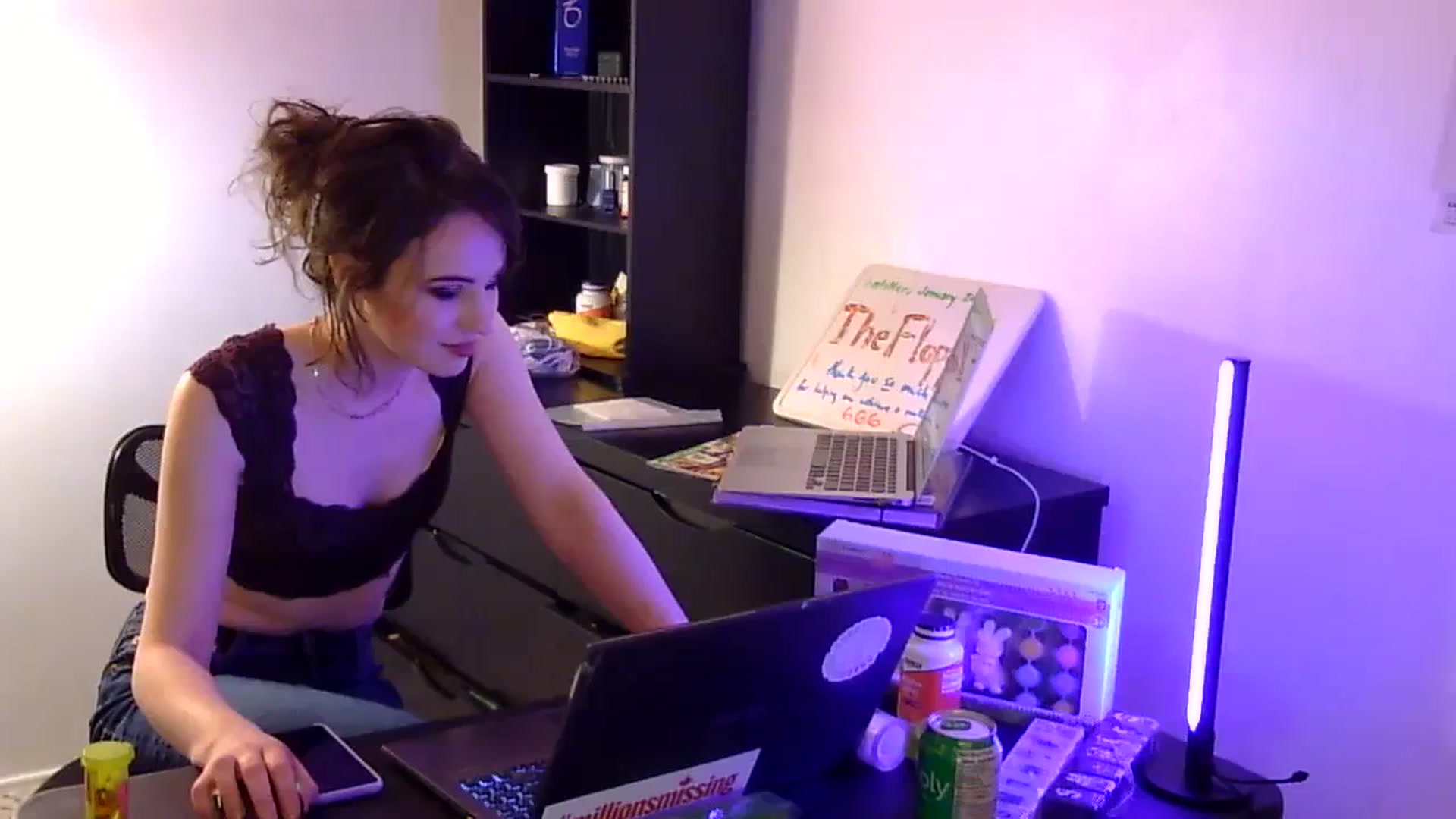 Gallery image thumbnail from antidreamgirl's myfreecams stream on, 02/22/2024, 05:21 image 7 of 20