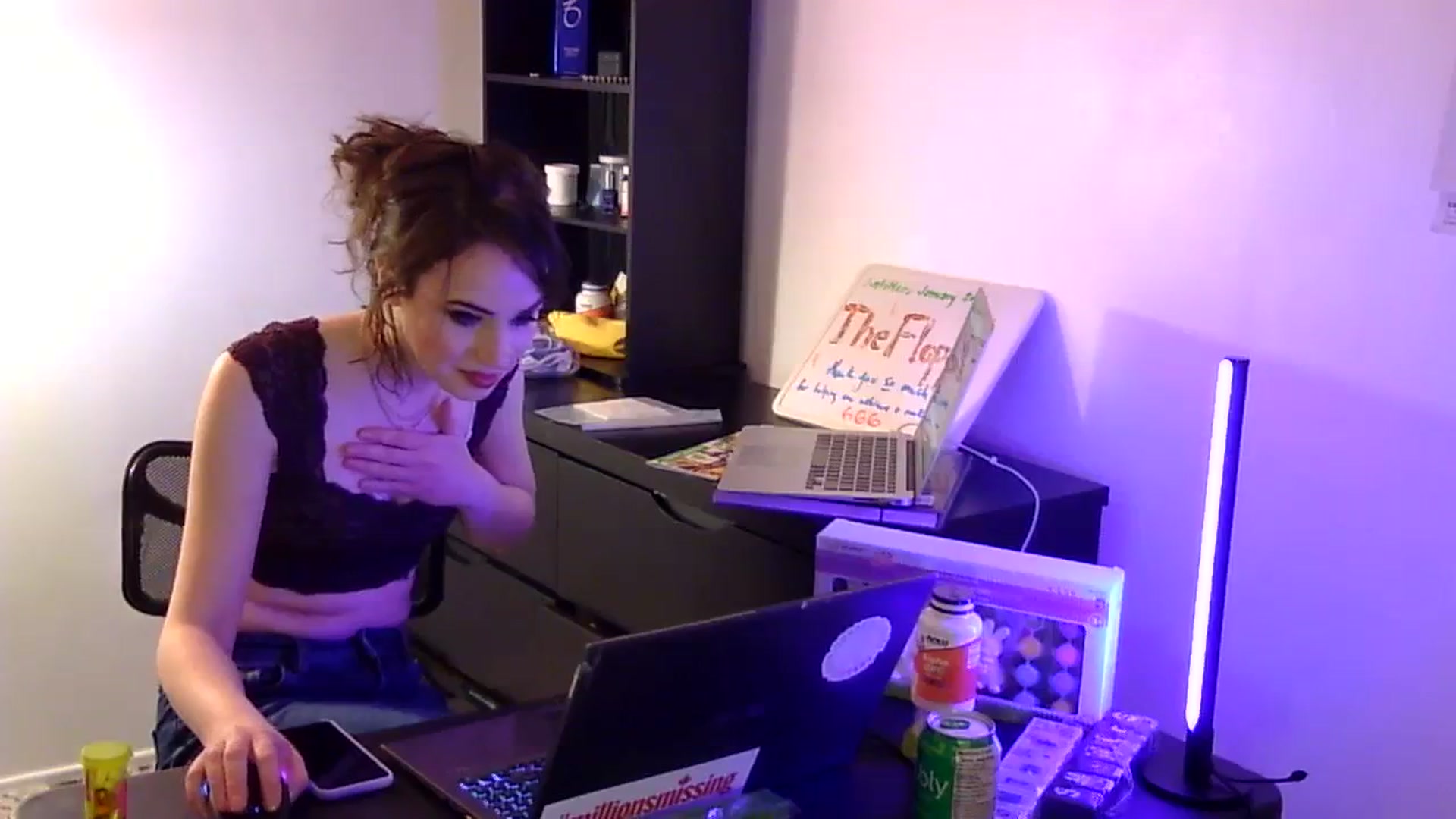 Gallery image thumbnail from antidreamgirl's myfreecams stream on, 02/22/2024, 05:21 image 20 of 20