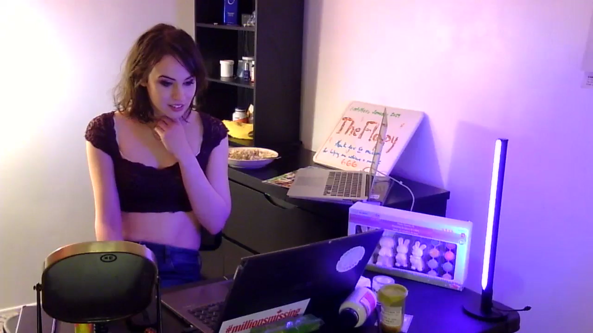 Gallery image thumbnail from antidreamgirl's myfreecams stream on, 02/22/2024, 07:54 image 19 of 20