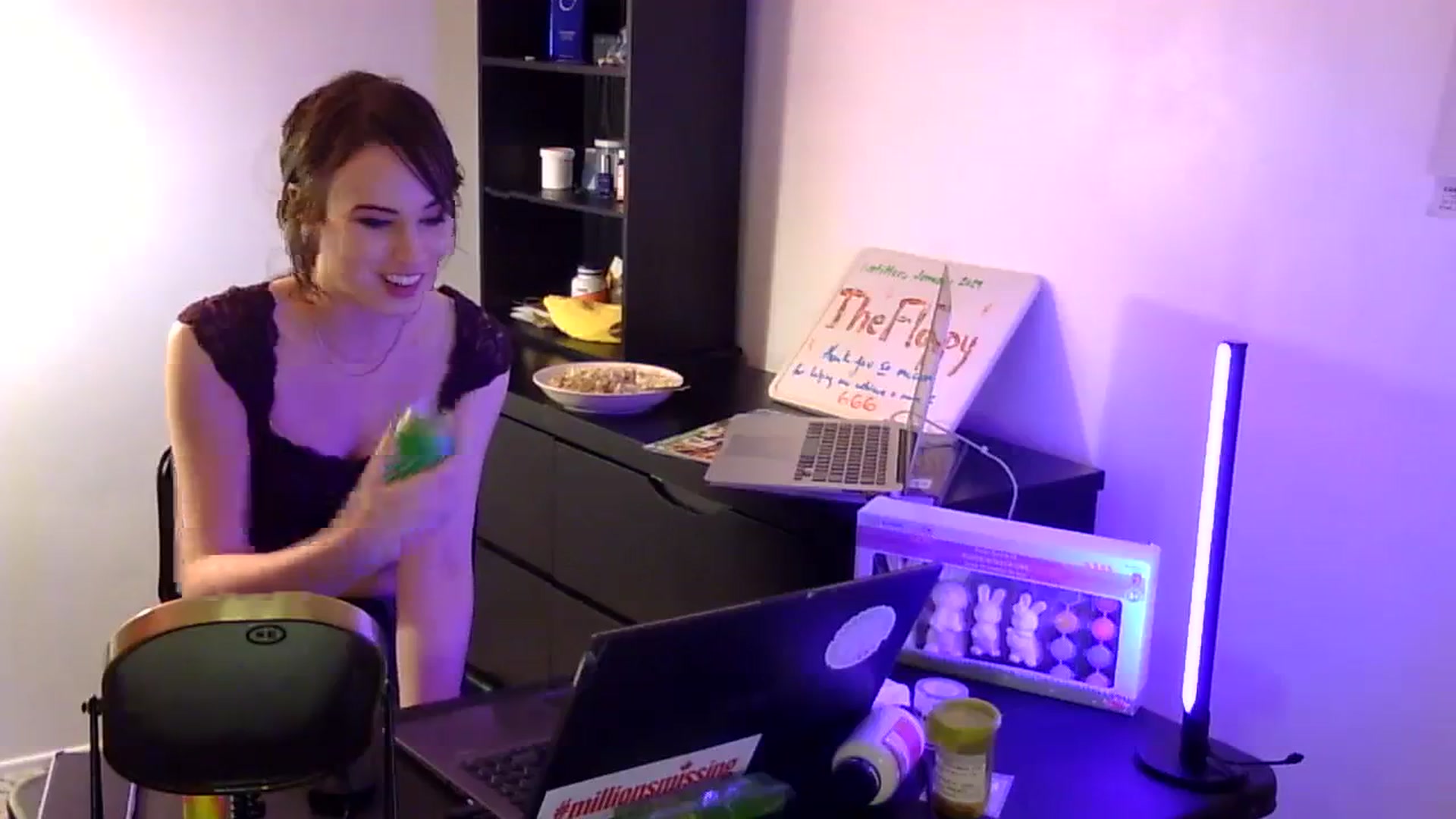 Gallery image thumbnail from antidreamgirl's myfreecams stream on, 02/22/2024, 07:54 image 15 of 20